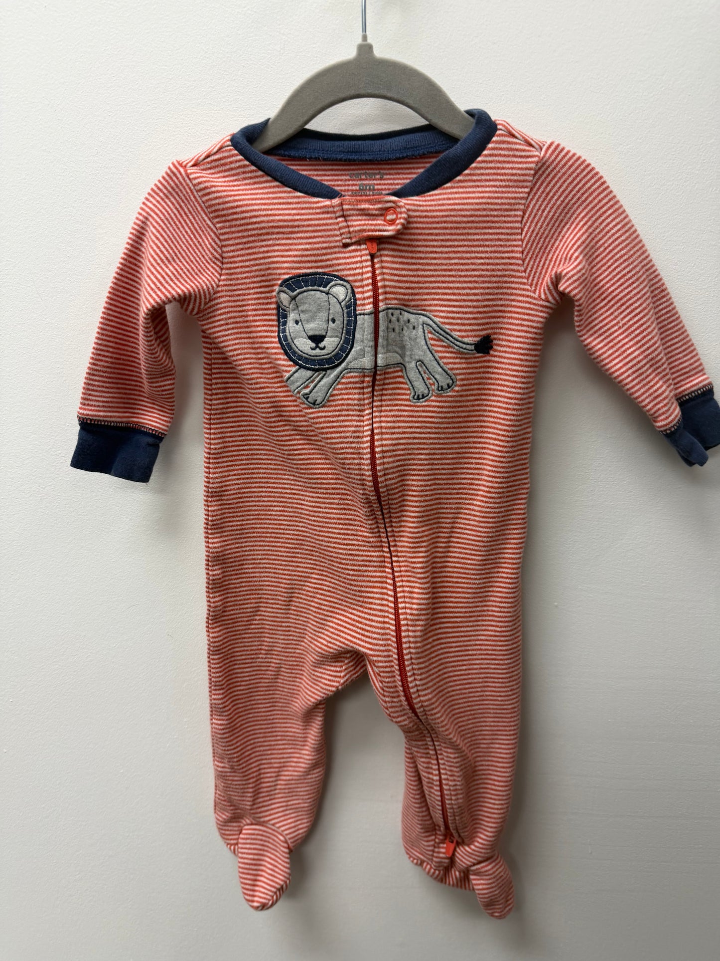 CARTERS STRIPPED LION SLEEPER SIZE 6M