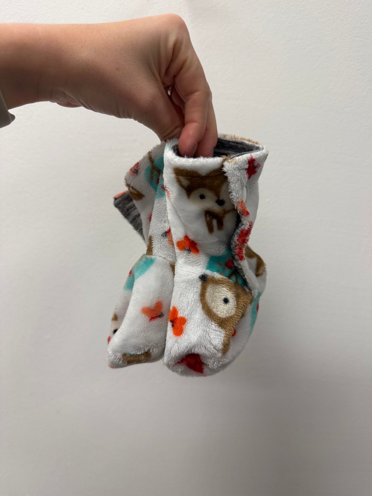 DEER BOOTIES SIZE 3-12M