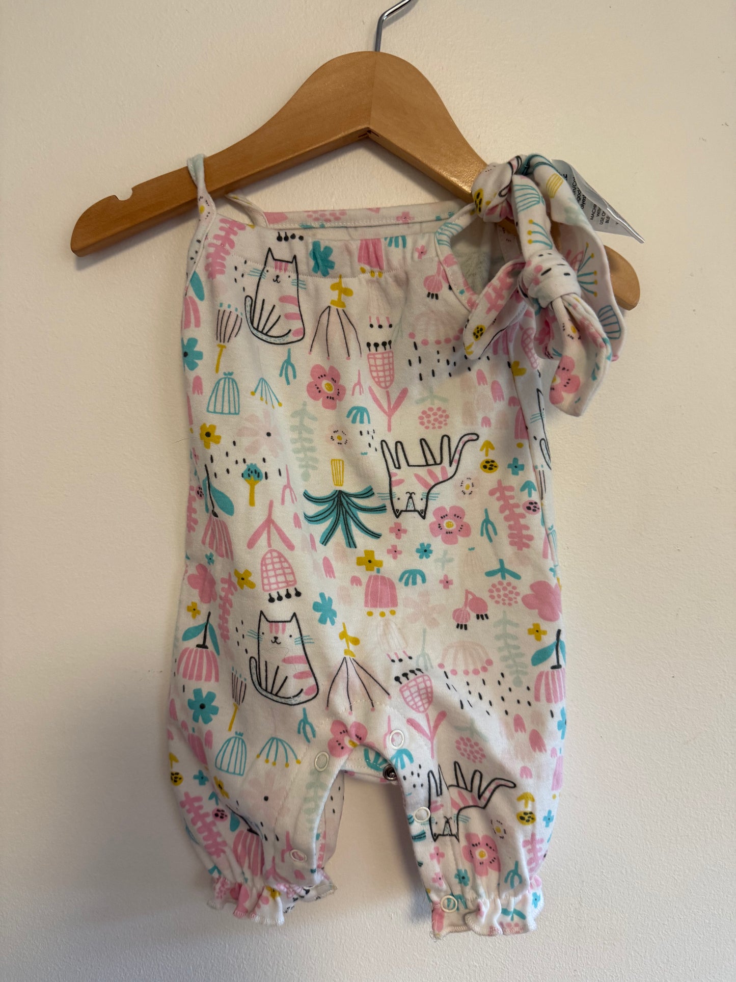 BABY MODE ROMPER + BOW SIZE 0-3M