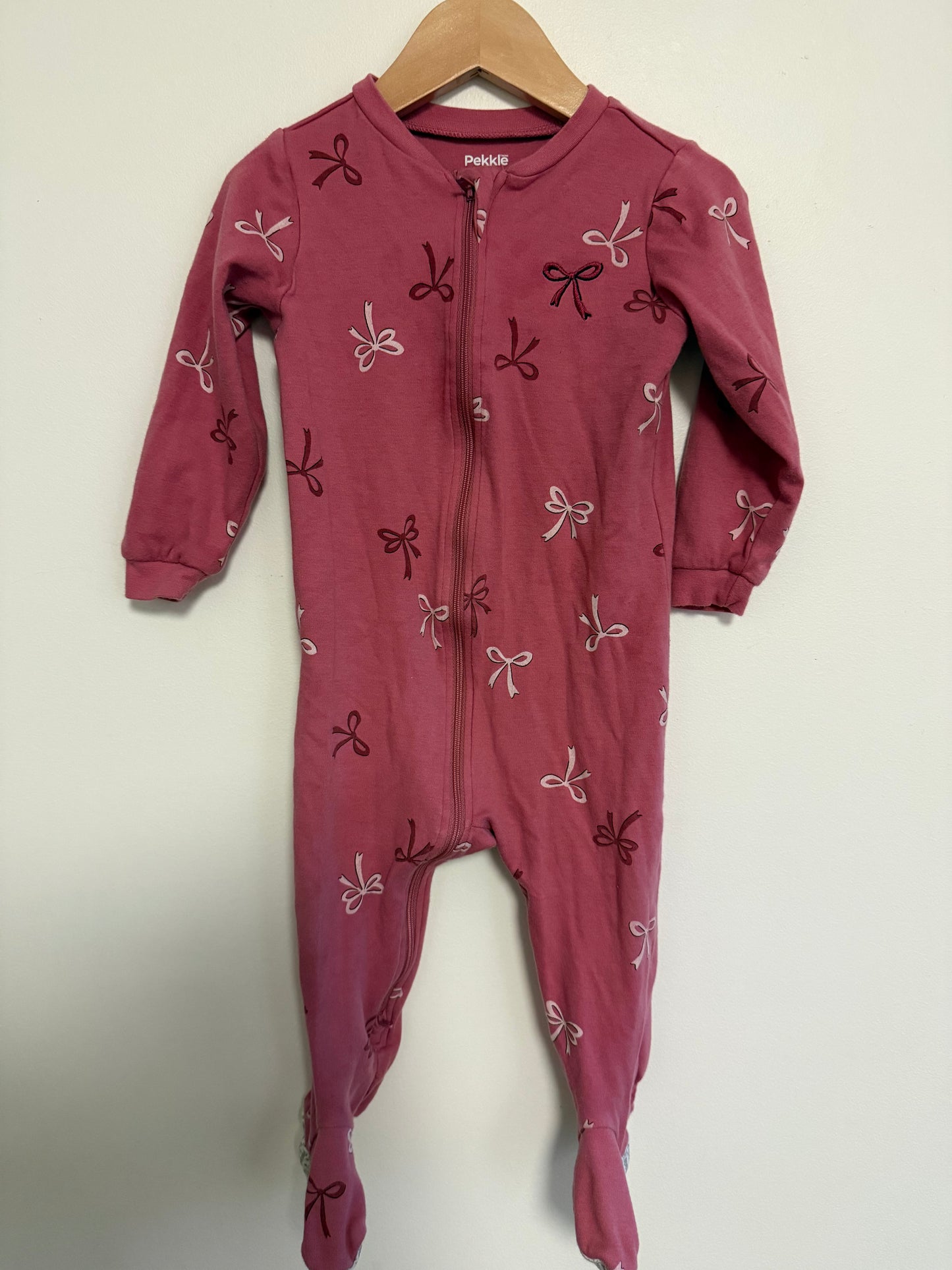 PEKKLE BOW SLEEPER SIZE 18M