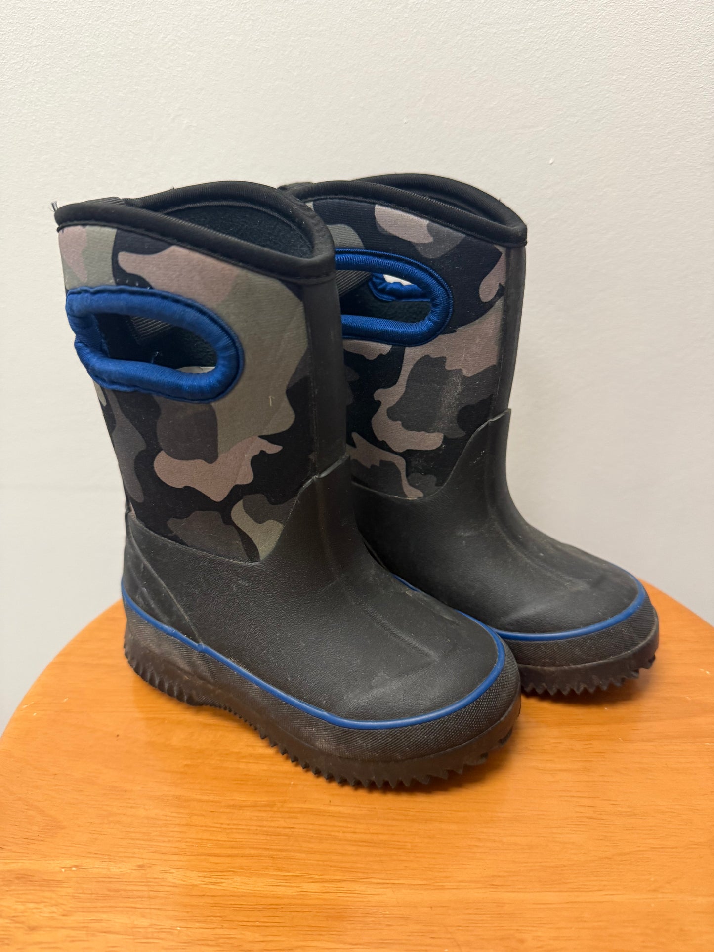 GEORGE CAMO BOOTS SIZE 5