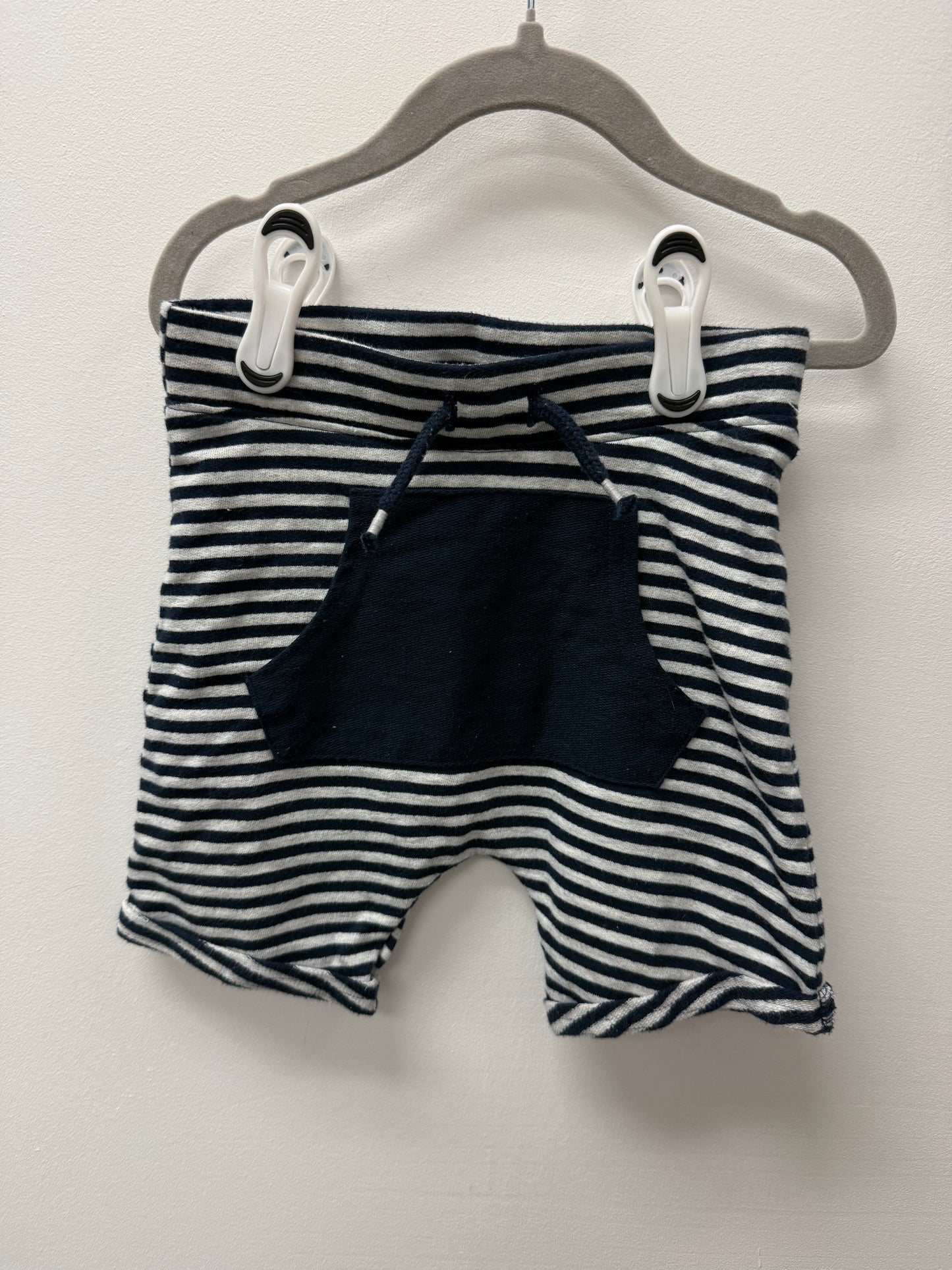 GEORGE FRONT POCKET SHORTS SIZE 3T