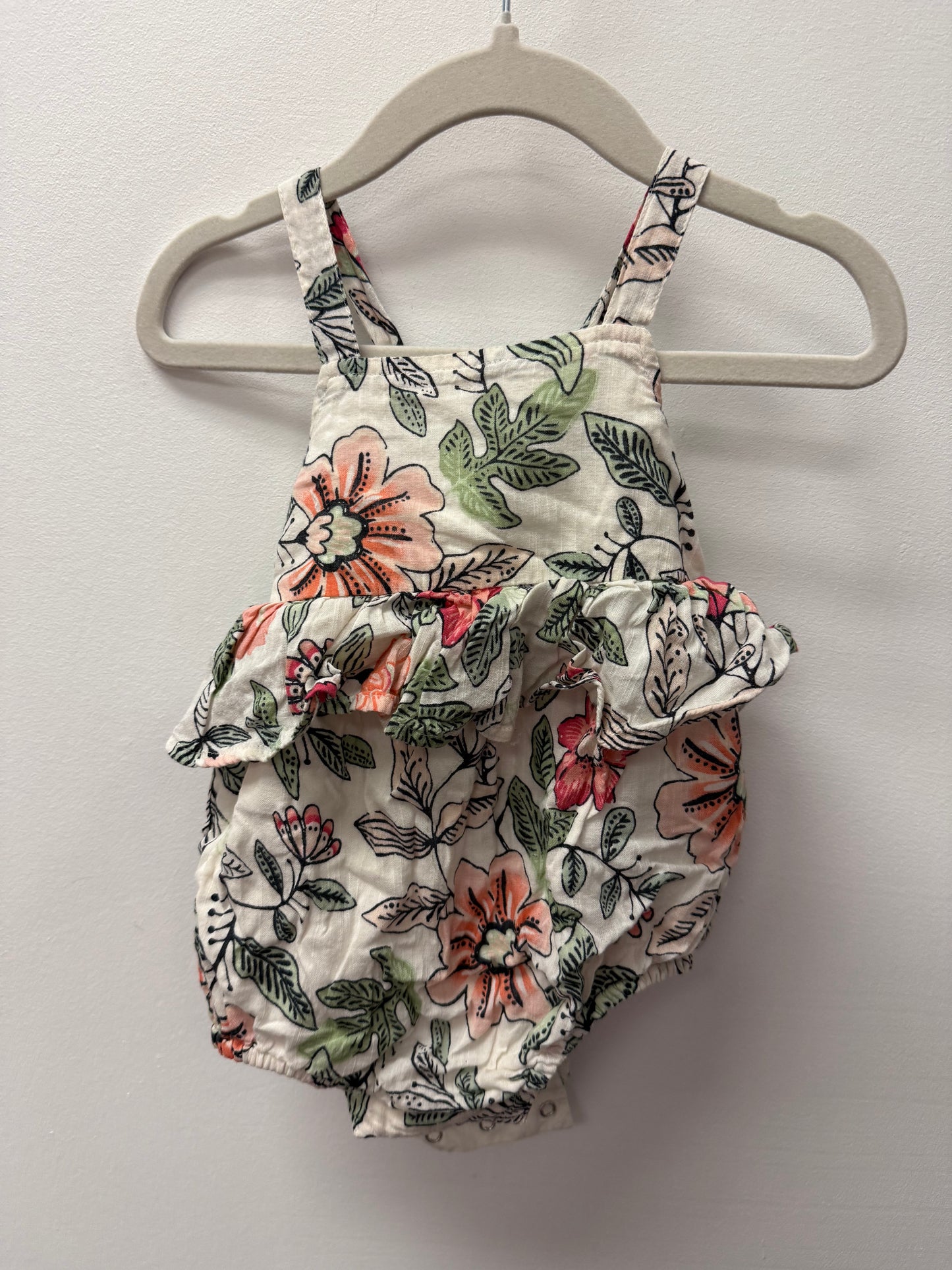 OLD NAVY BUBBLE FLORAL ROMPER SIZE 12-18M