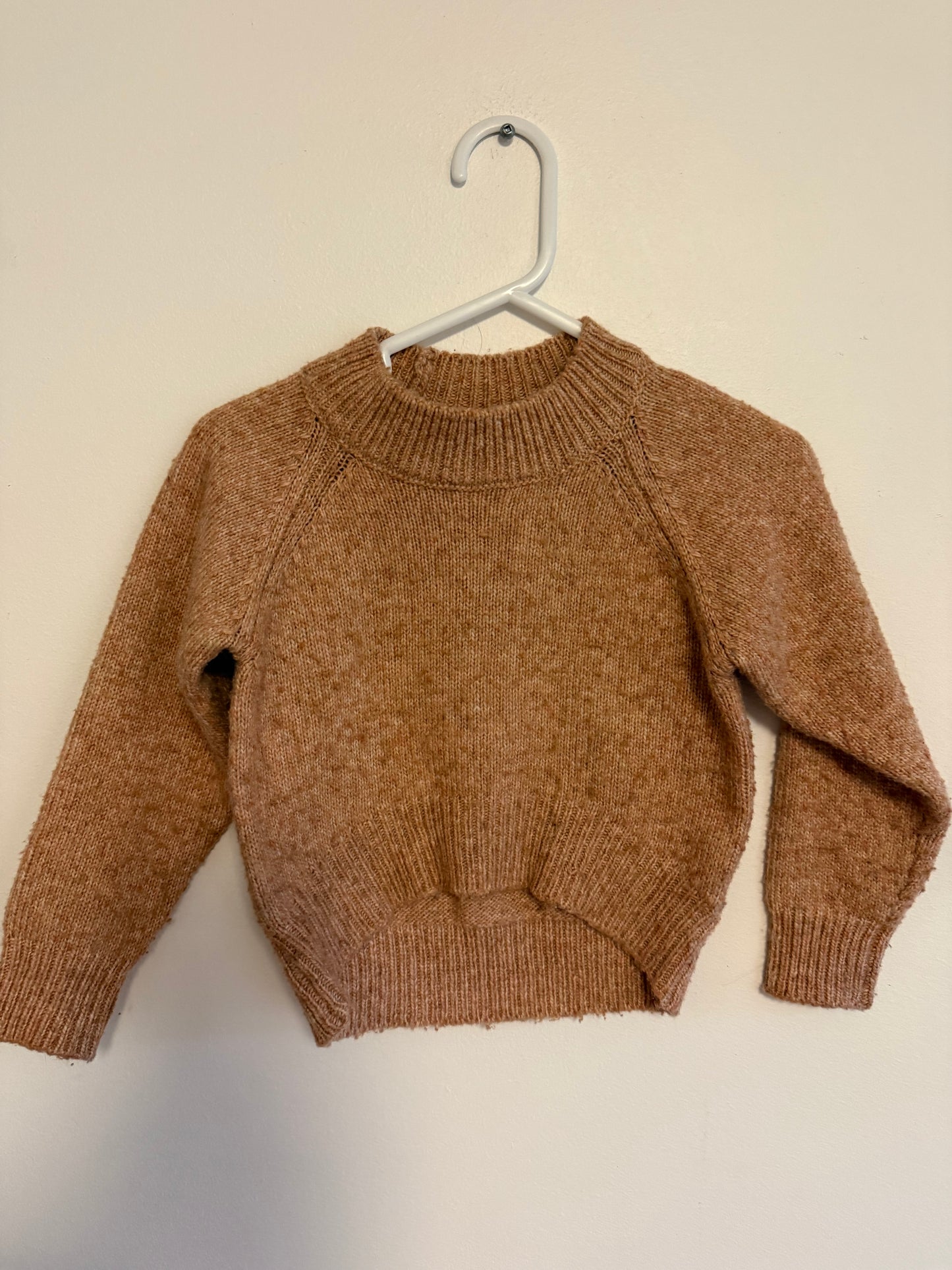 MID KNIT SWEATER SIZE 2-3T