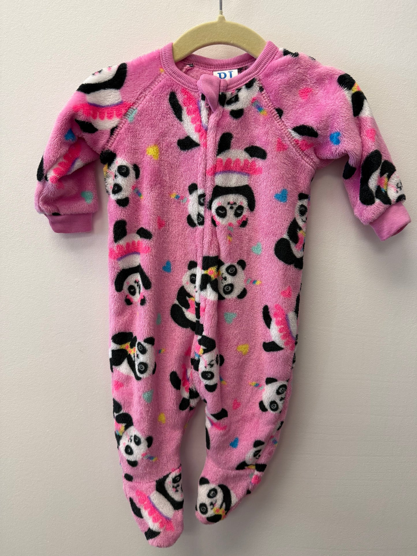 CHILDRENS PLACE FUZZY SLEEPER SIZE 0-3M