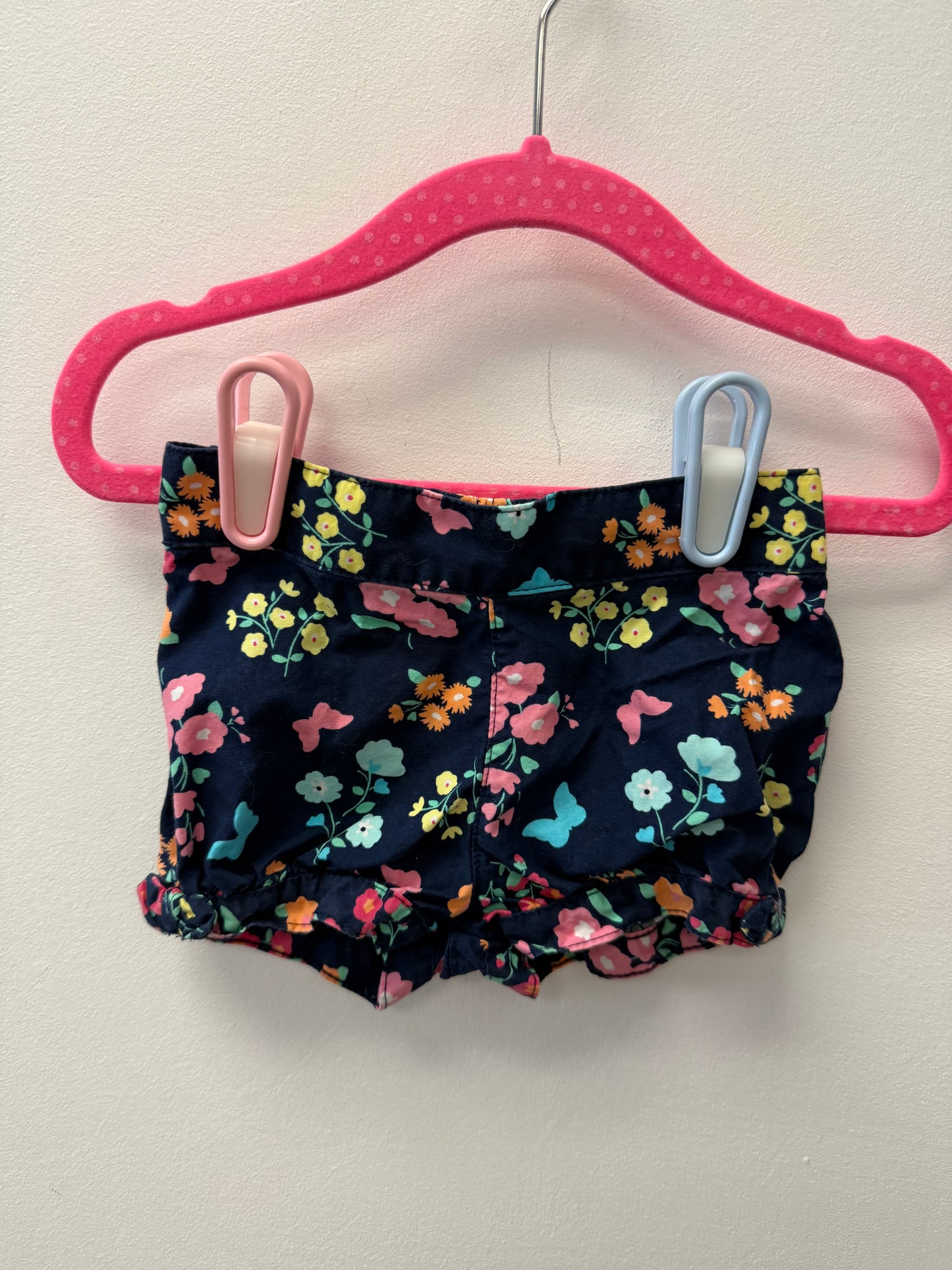 CARTERS FLORAL SHORTS SIZE 3-6M