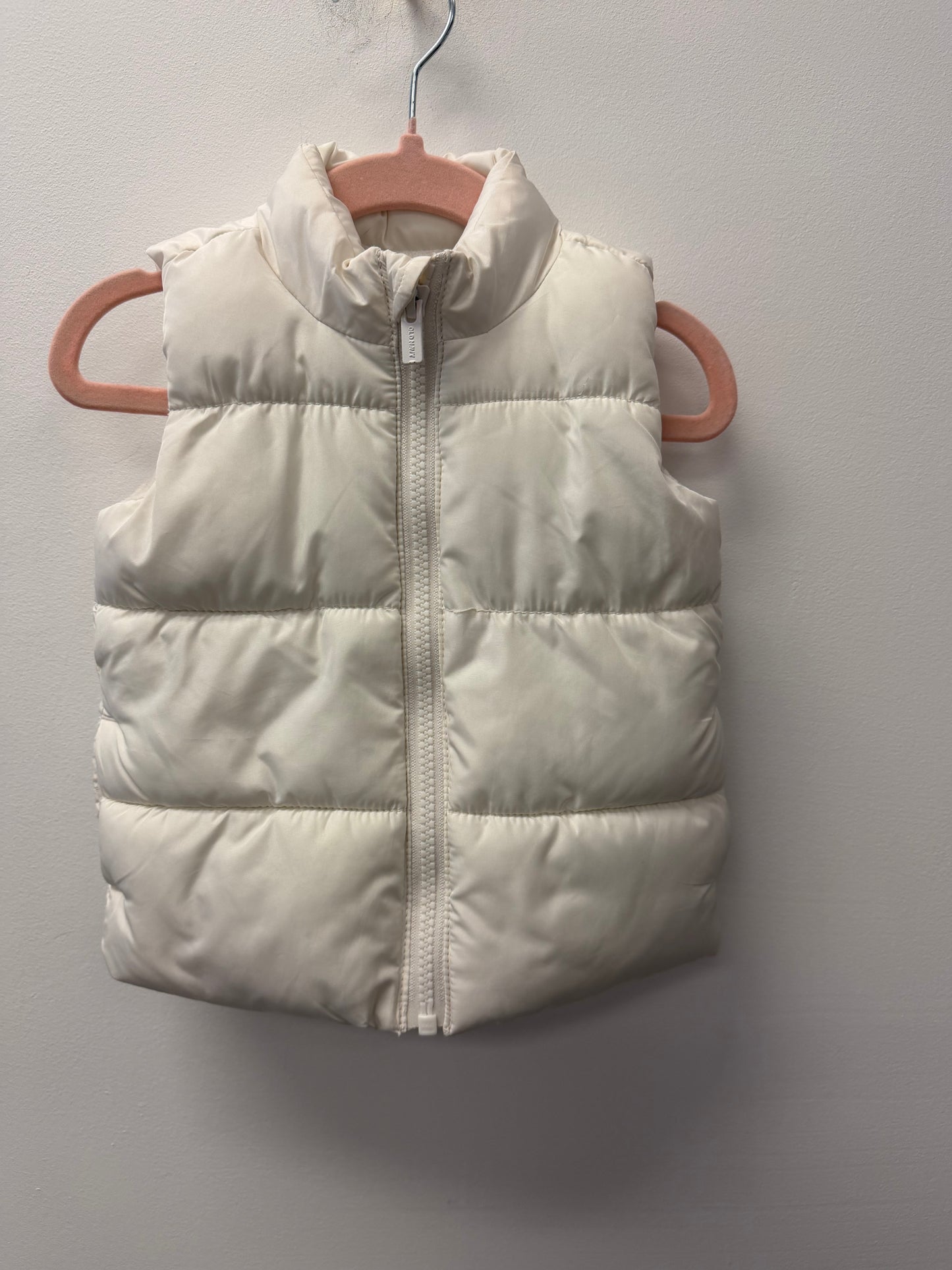 OLD NAVY WHITE PUFFER VEST SIZE 6-12M