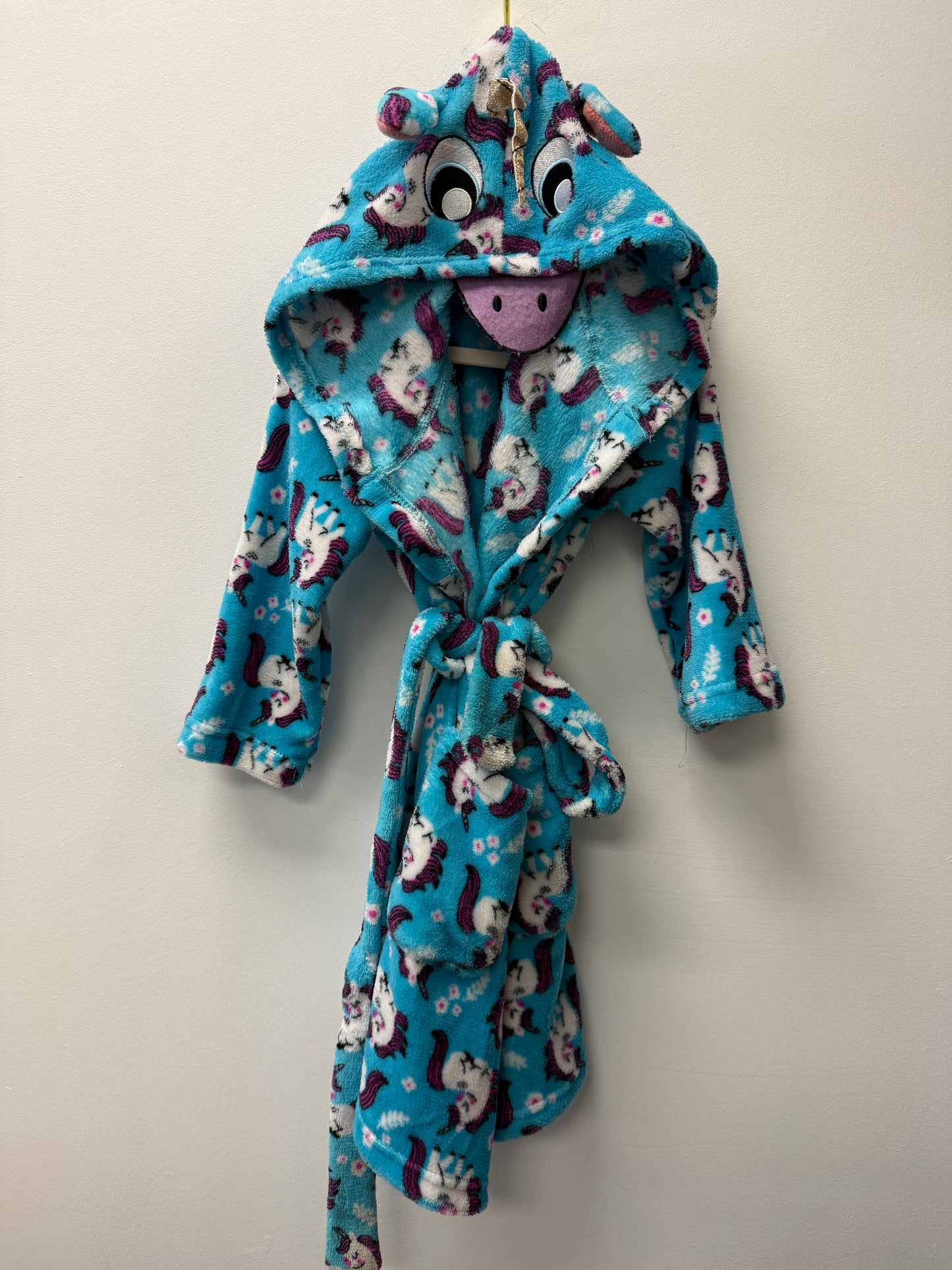 CHILLI PEPPERS UNICORN ROBE SIZE 4-5