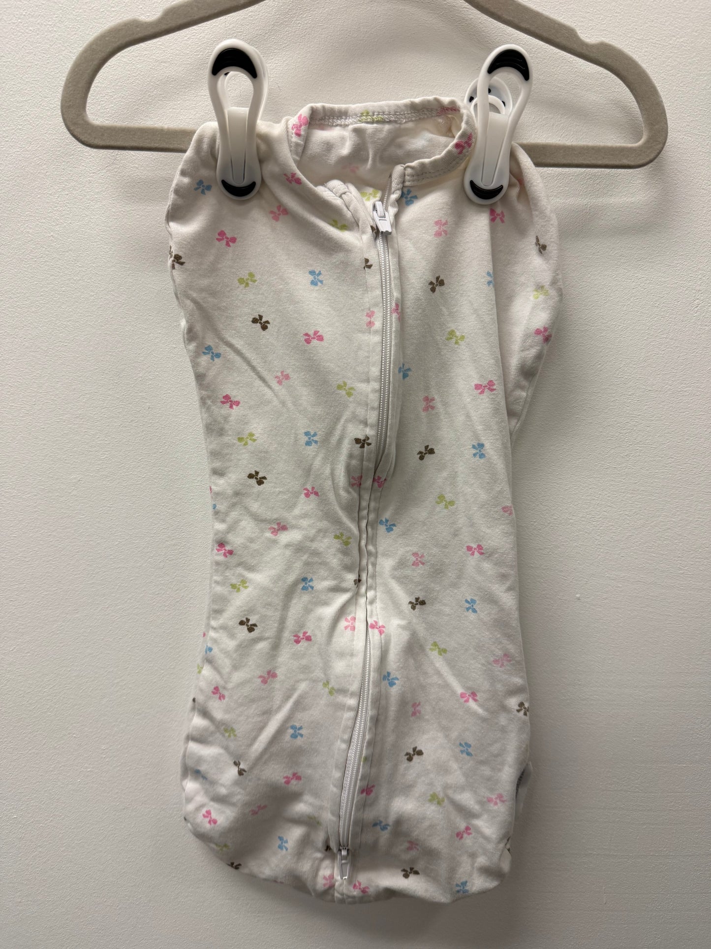 SWADDLE ME BOW SWADDLE SIZE NEWBORN