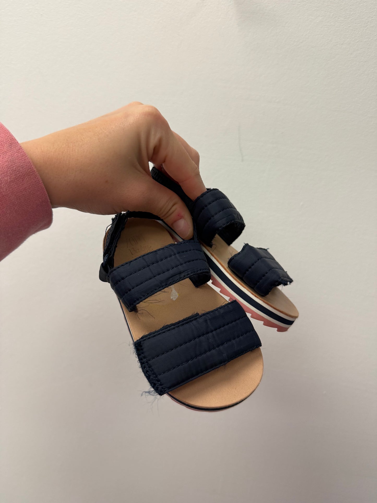 ZARA SANDALS SIZE 5.5