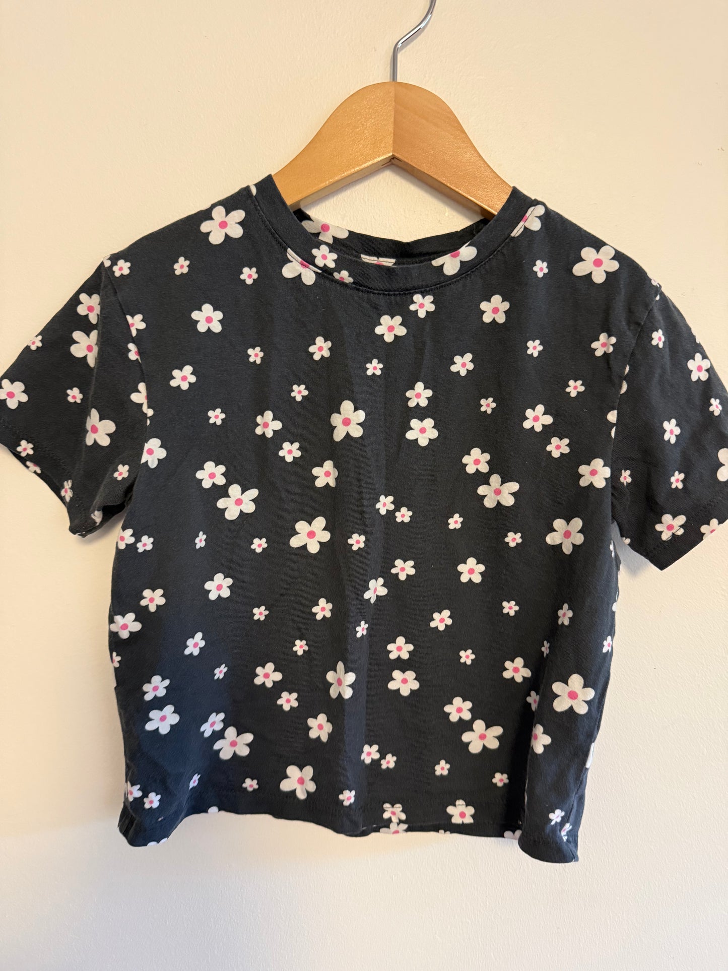 GEORGE DAISY TEE SIZE 6