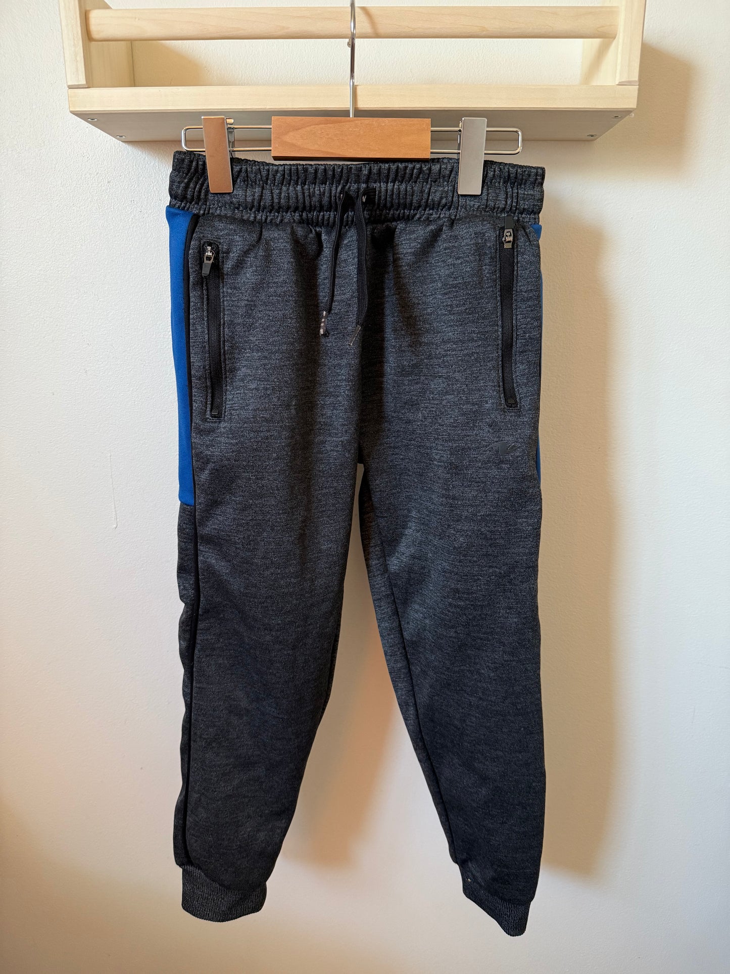 ATHLETIC WORKS GREY SWEATPANTS SIZE 6