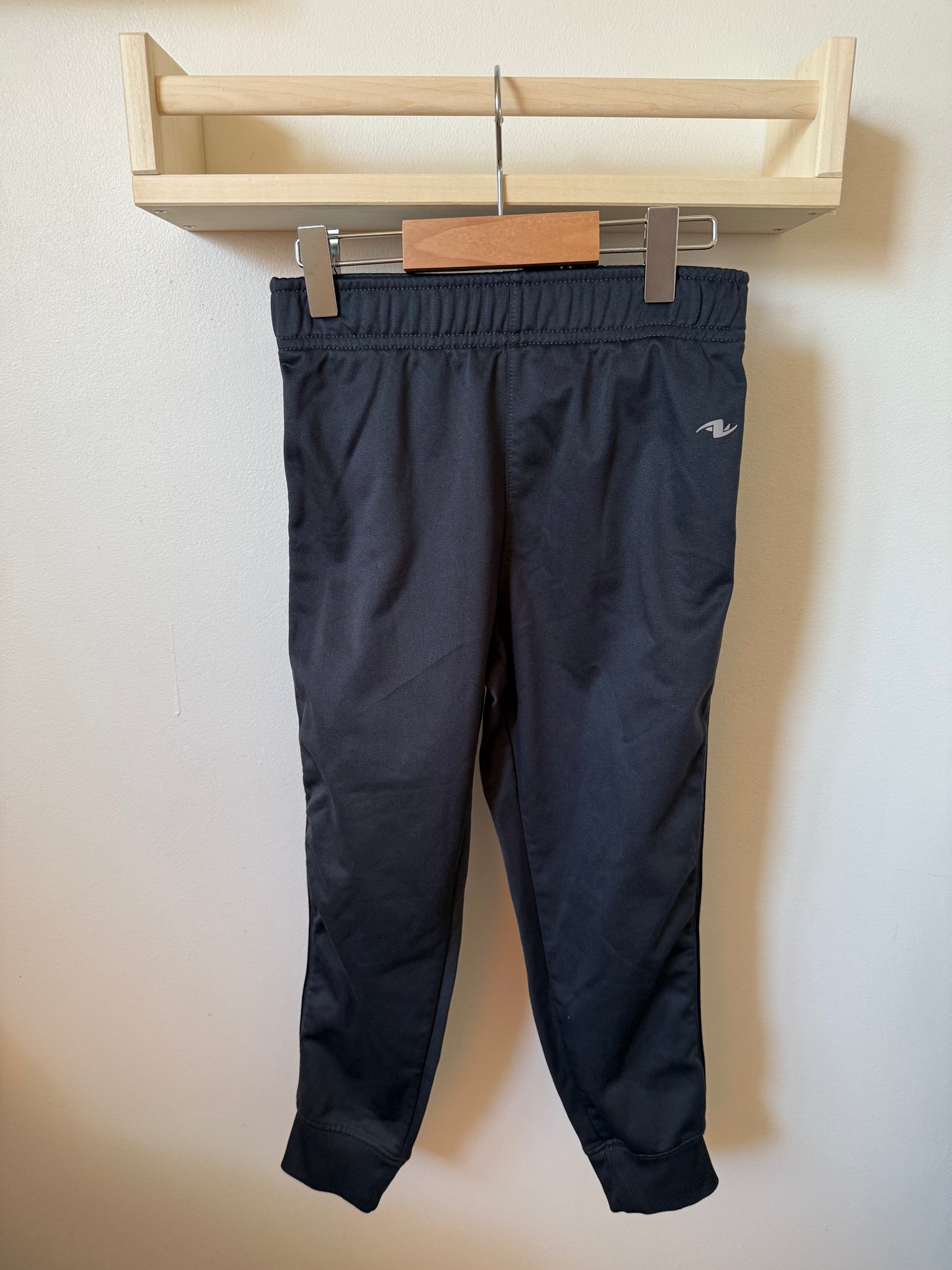 ATHLETIC WORKS GREY SWEATPANTS SIZE 6
