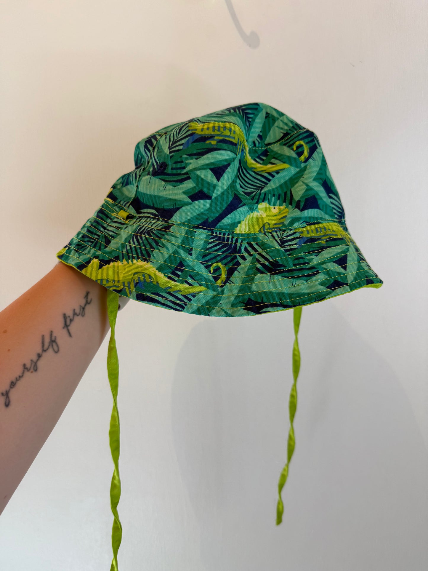 UVSKINZ LIZARD HAT 2T