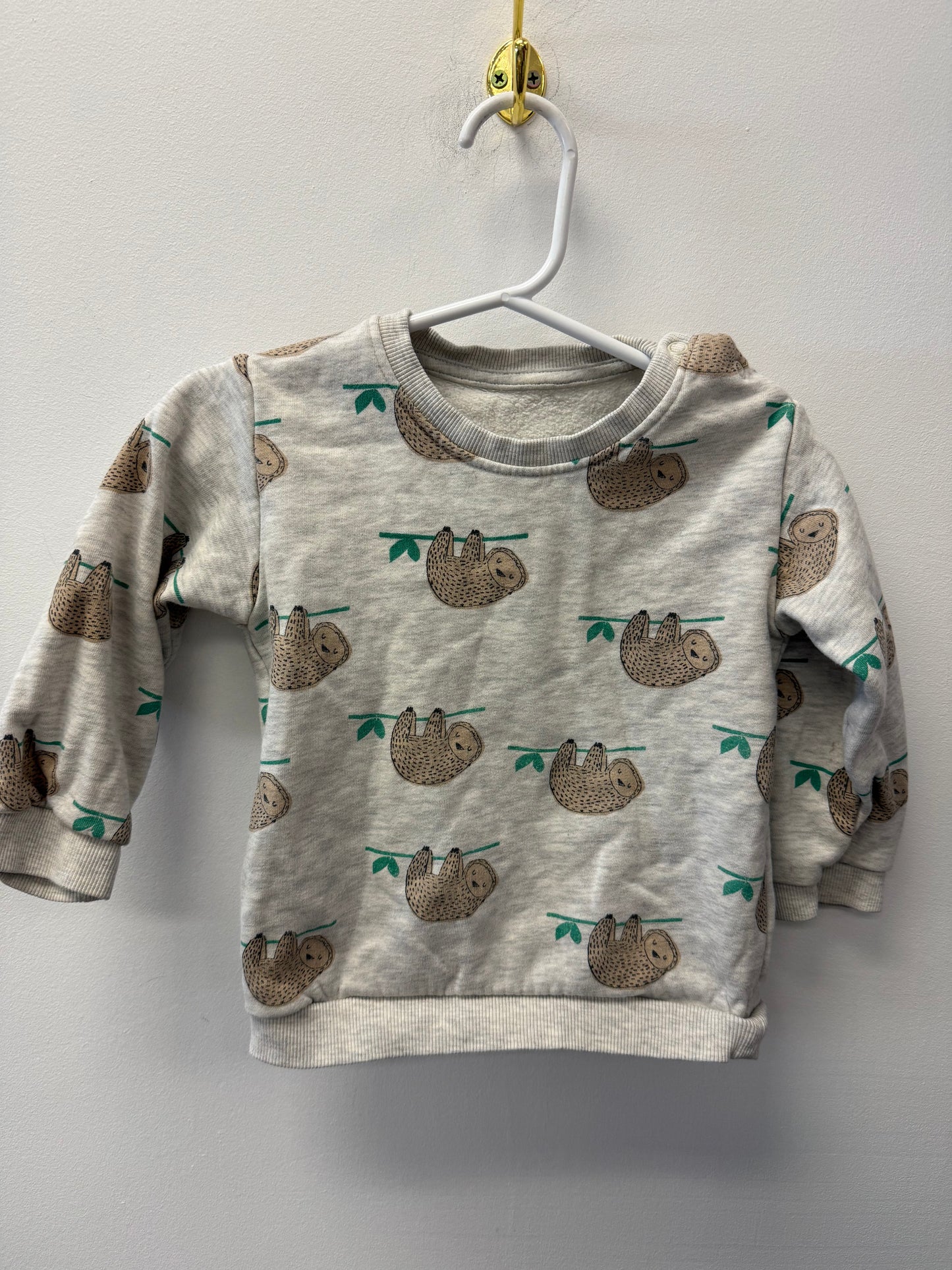 M&S SLOTH CREW SIZE 24M