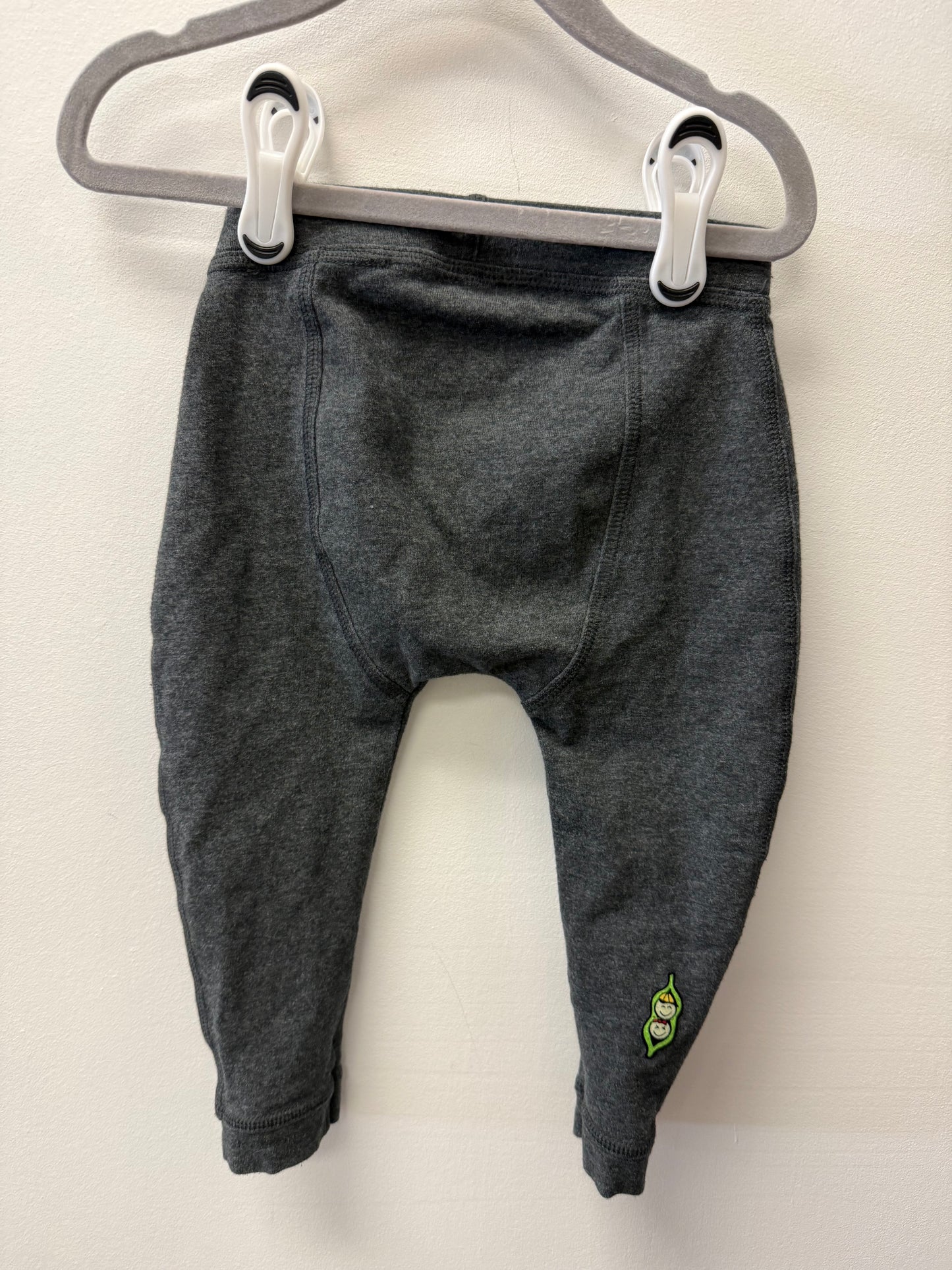 PEAKABOO BEANS PANTS SIZE 12-18M