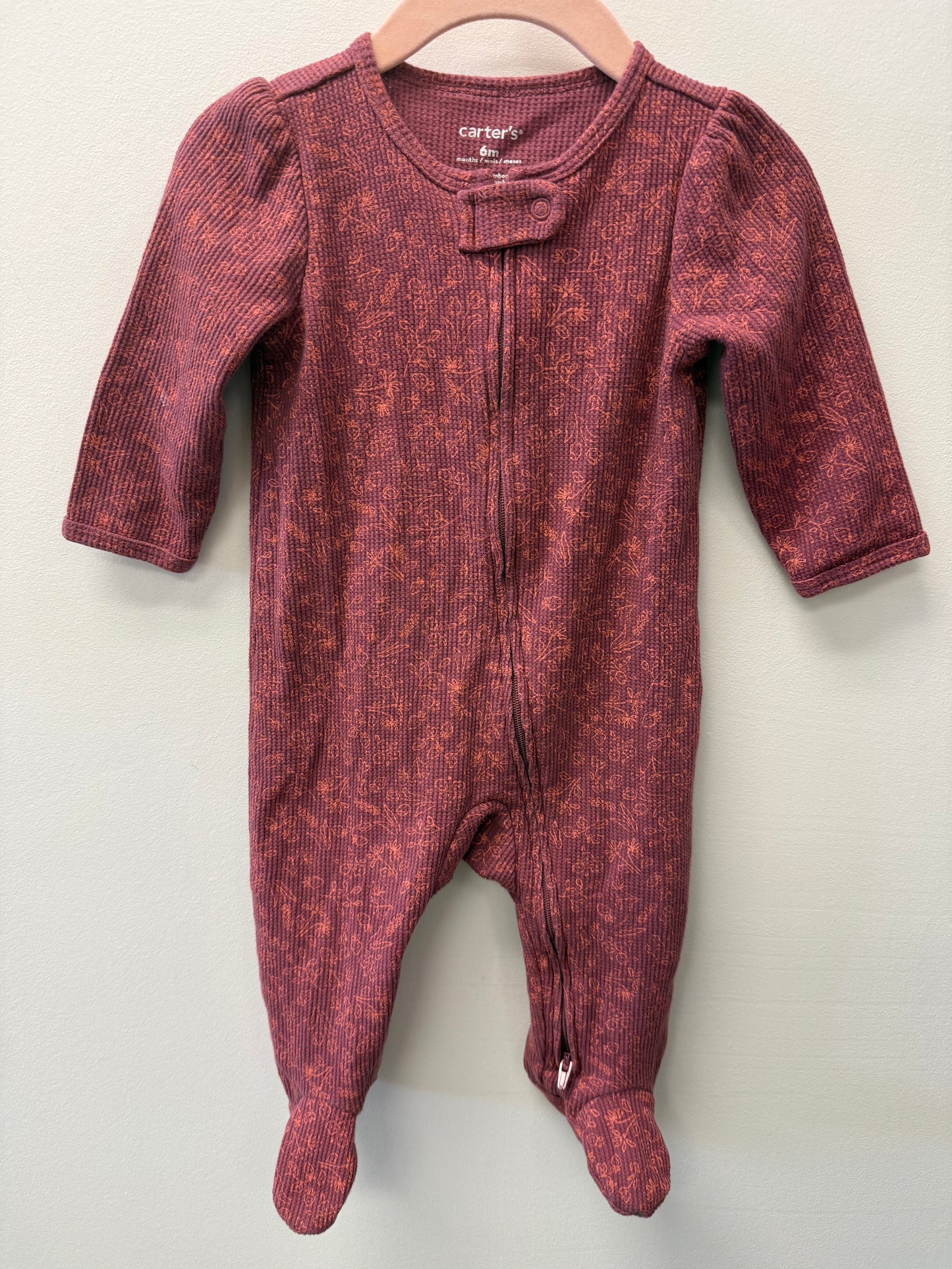 CARTERS RIPPED STRAWBERRY PATCH SLEEPER SIZE 6M