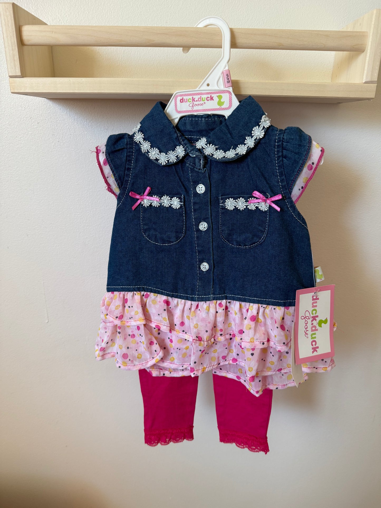 NEW DUCK DUCK GOOSE OUTFIT 6-9M