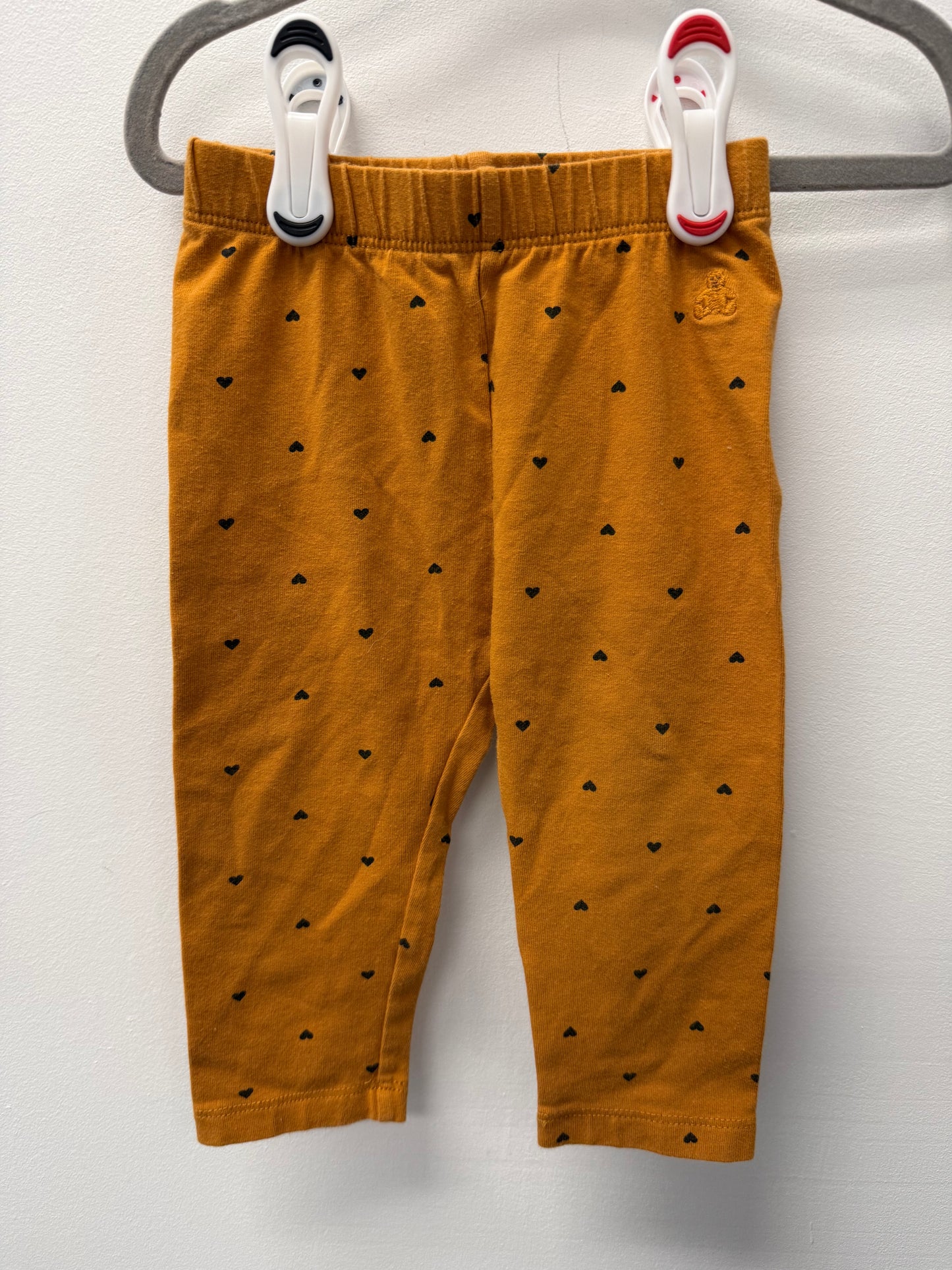 BABY GAP HEART LEGGINGS SIZE 6-12M