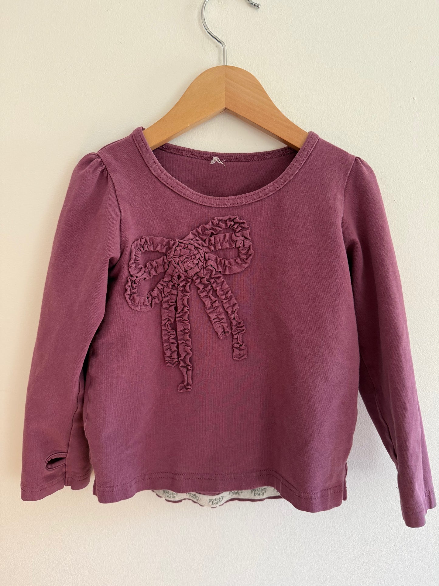 PEAKABOO BEANS BOW SHIRT SIZE 4T