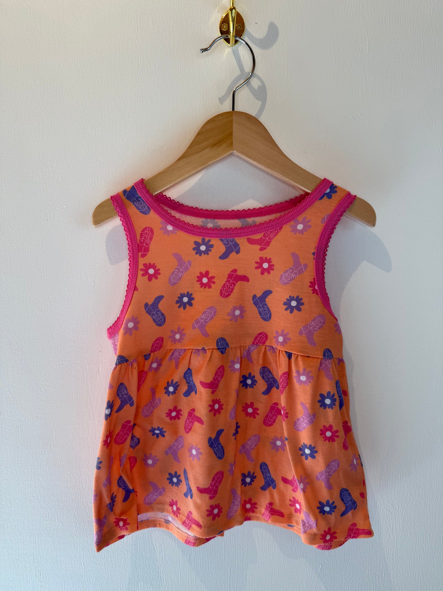 JOE FRESH COWGIRL BOOT TANK SIZE 5