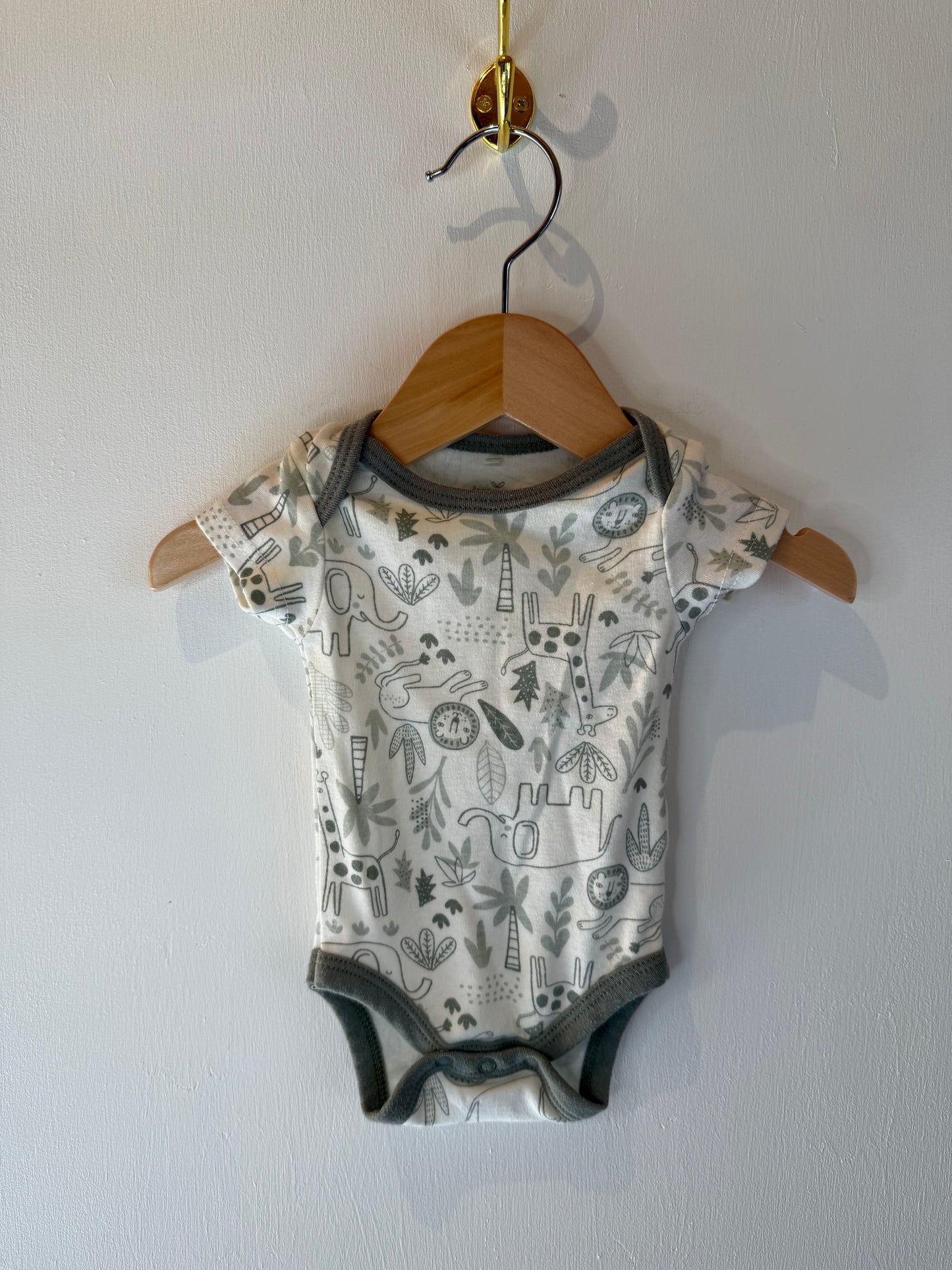 DREAMGRO SAFARI ONESIE 0-3M