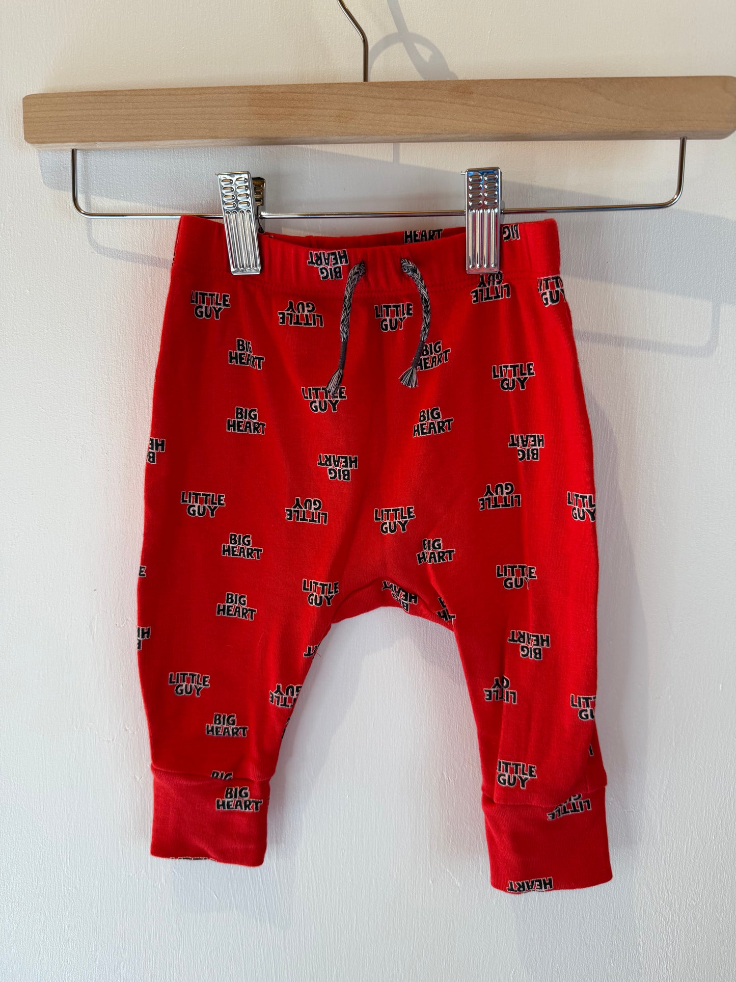 JOE FRESH RED LITTLE GUY SWEATPANTS 3-6M
