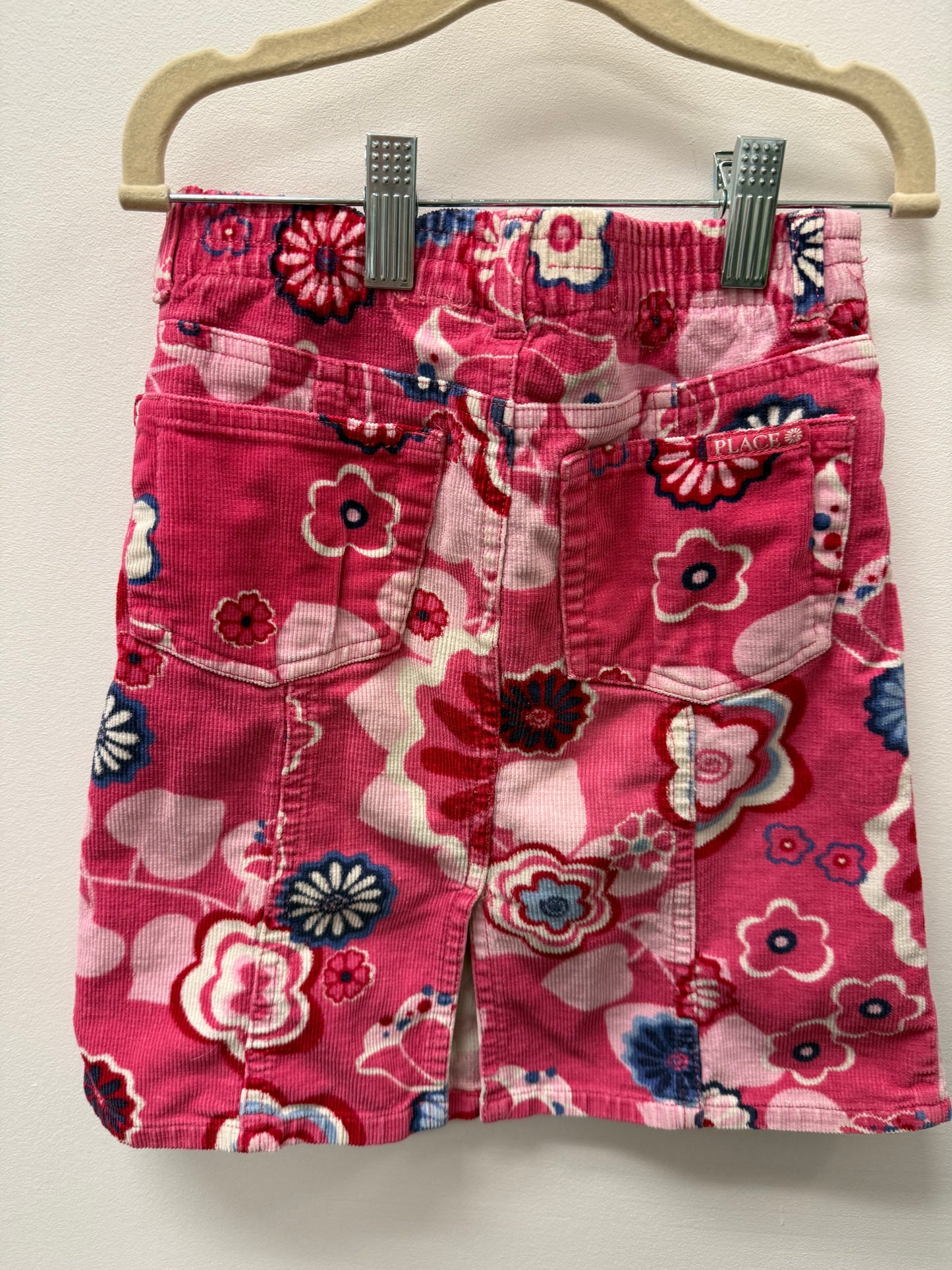 CHILDRENS PLACE FLORAL SKIRT SIZE 4T