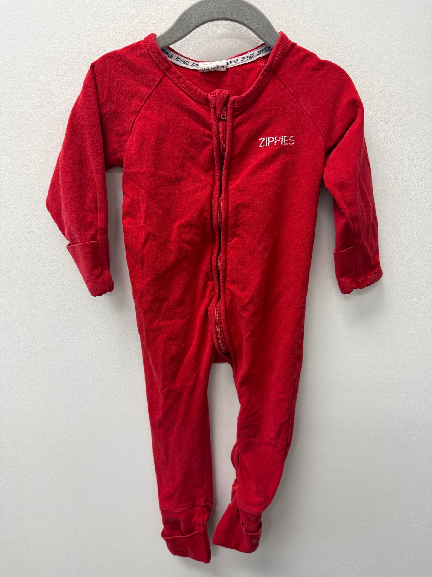 ZIPPIES RED SLEEPER SIZE 12-18M