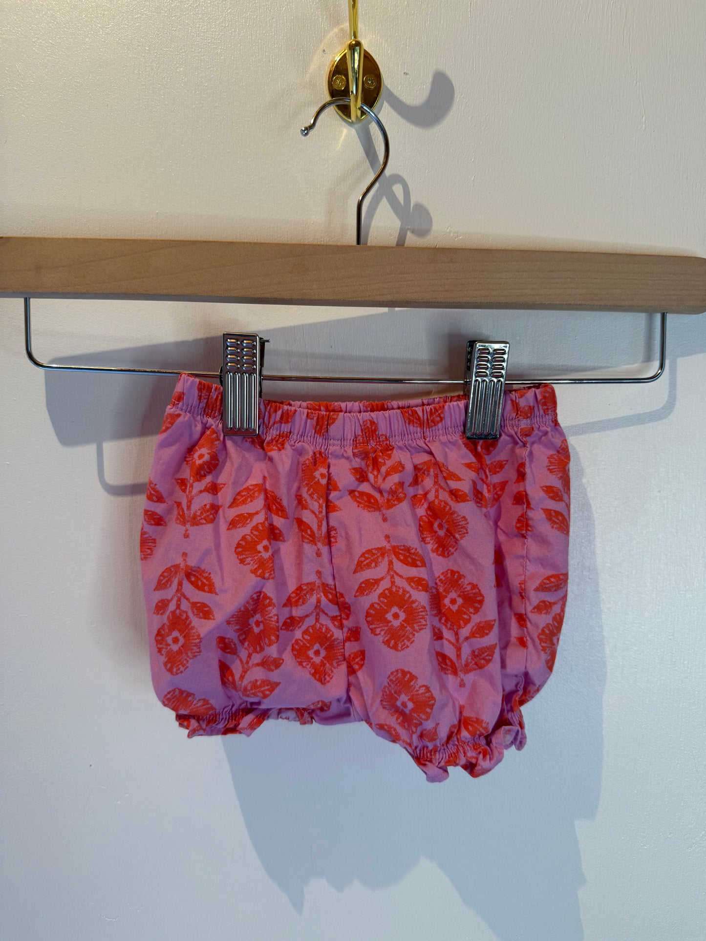 CARTERS PINK FLORAL SHORTS 3-6M