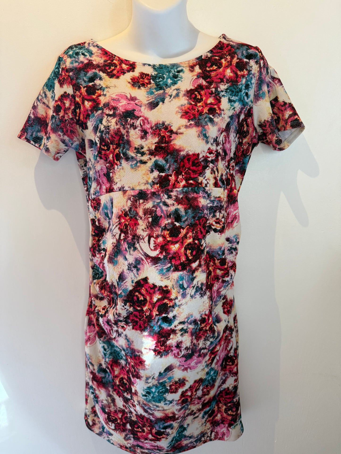 Pink Blush Maternity Floral bodycon dress size medium