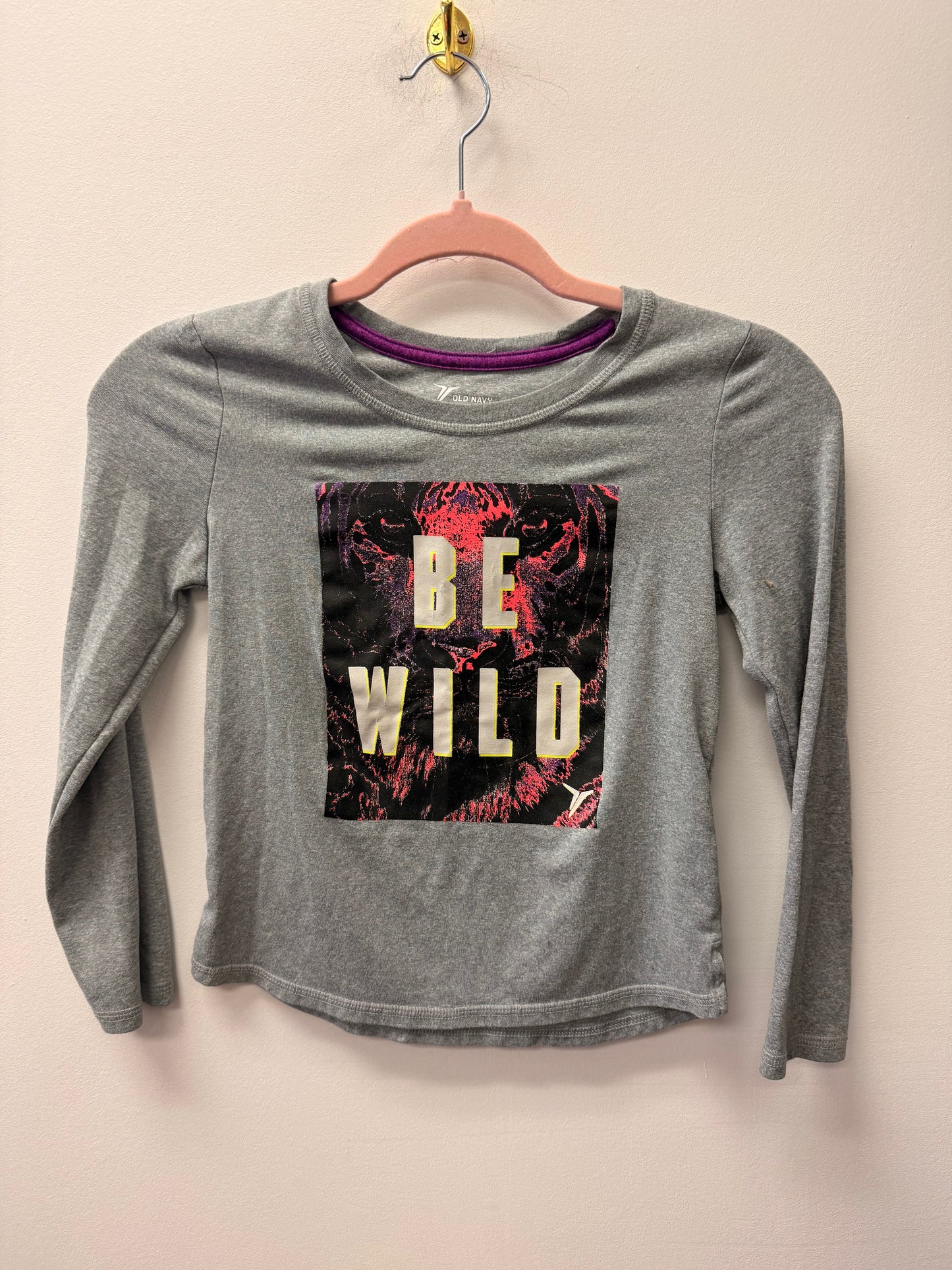 OLD NAVY "BE WILD" ACTIVE SHIRT SIZE 8
