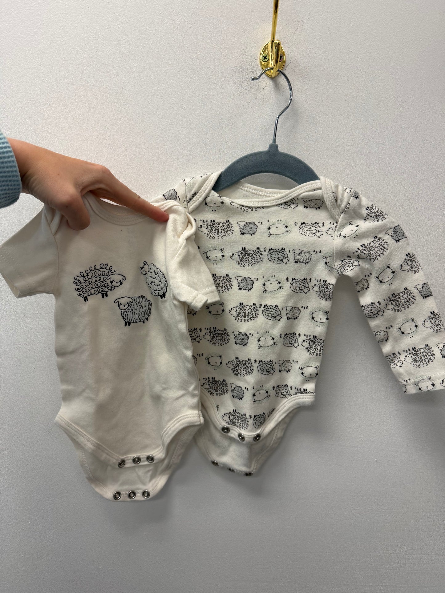 BABY MODE 3 PIECE SHEEP OUTFIT SIZE 0-3M