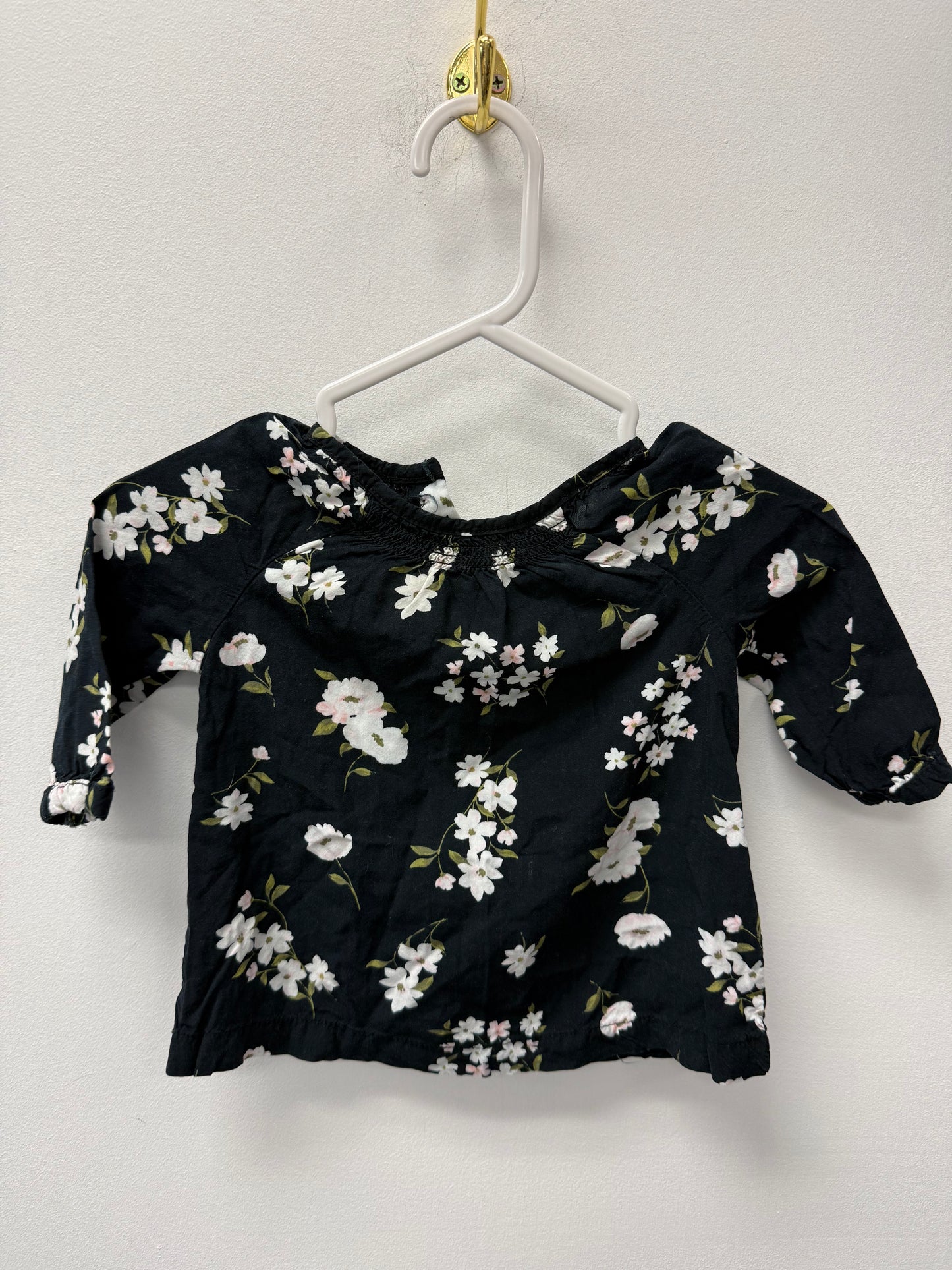 CARTERS BLACK FLORAL SHIRT SIZE 3M