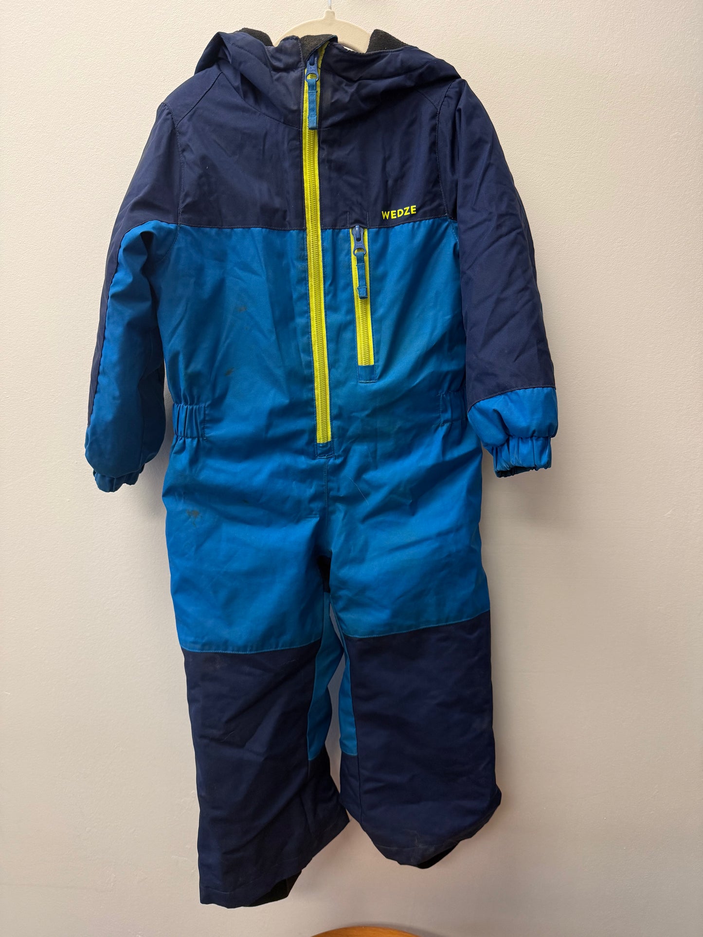 WEDZE ONE PIECE SNOWSUIT SIZE 3T