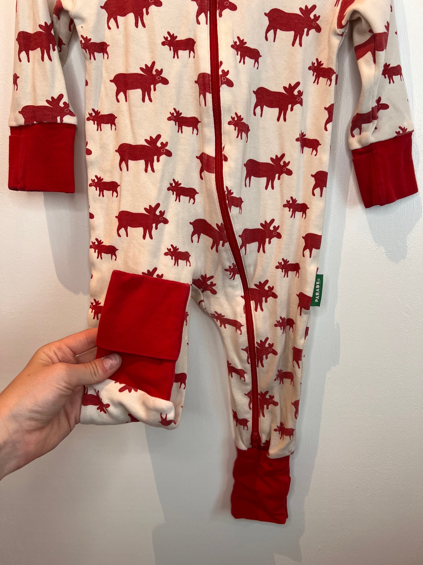 PARADE RED MOOSE SLEEPER 6-12 MONTHS