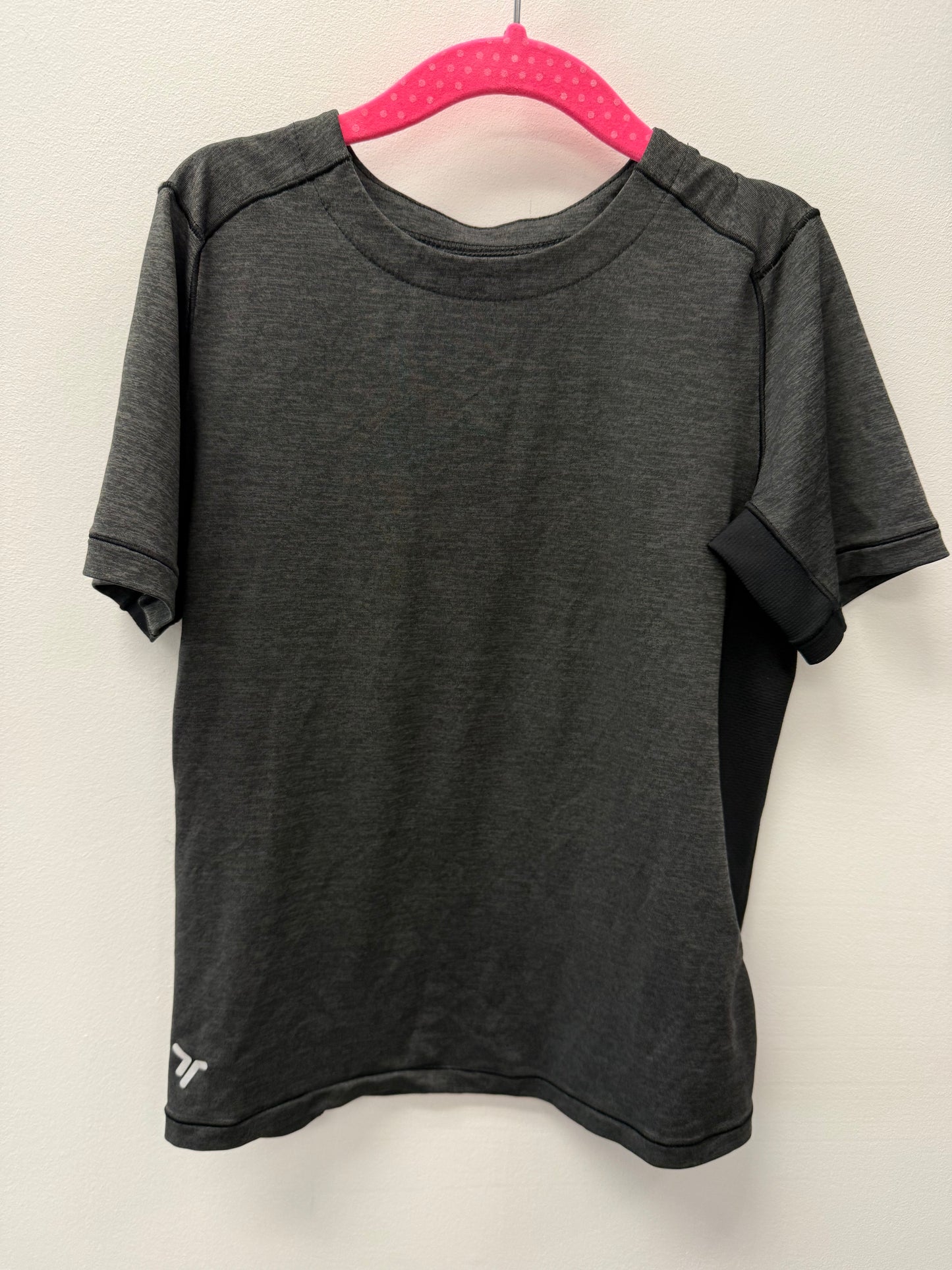 OLD NAVY ACTIVE SHIRT SIZE 6-7
