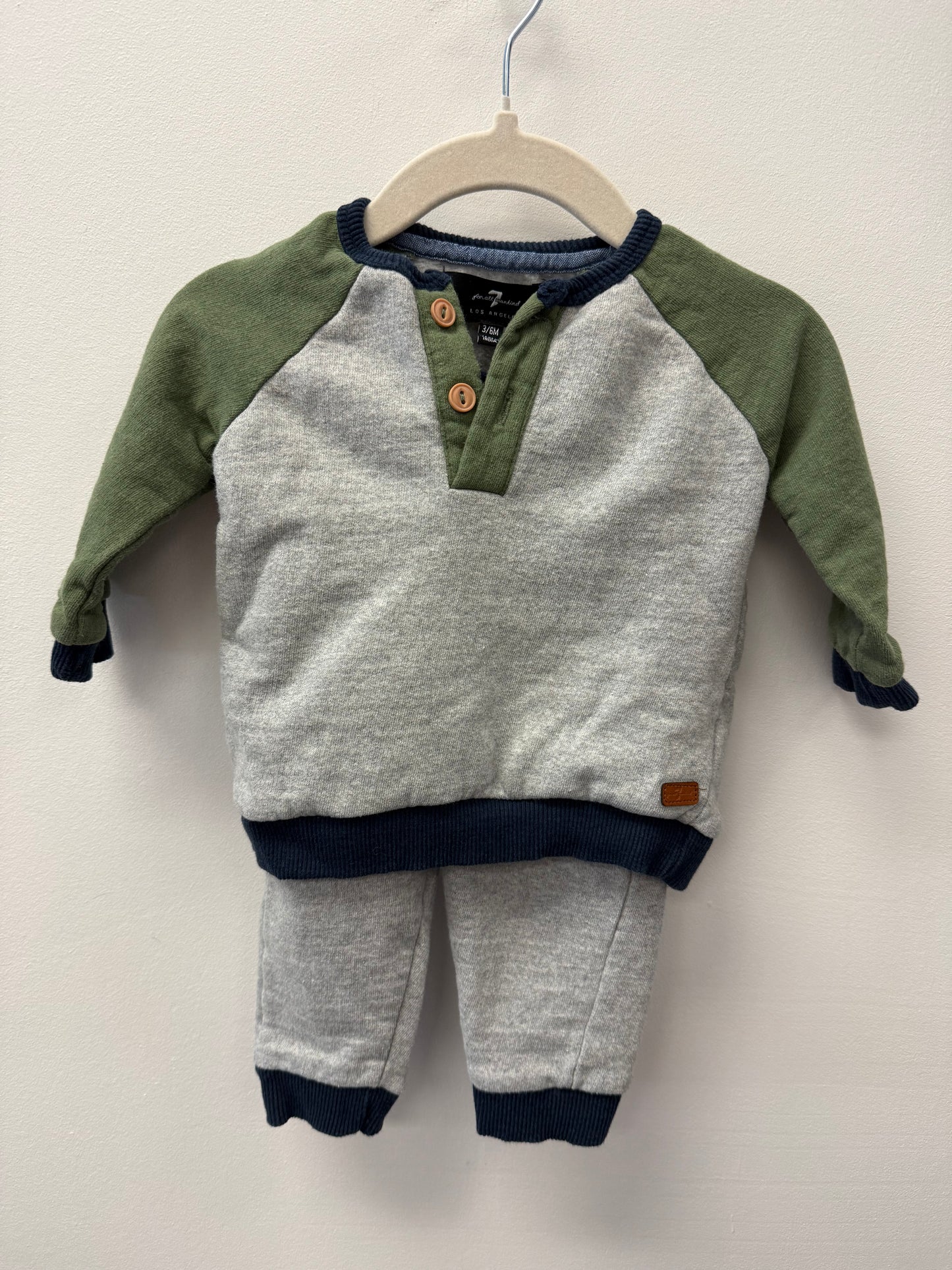FOR ALL MAN KIND SWEAT SUIT SIZE 3-6M