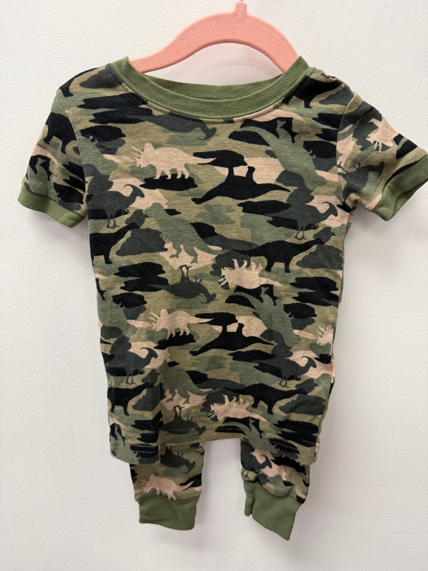 NWOT OLD NAVY DINO/CAMO PJ'S SIZE 3T