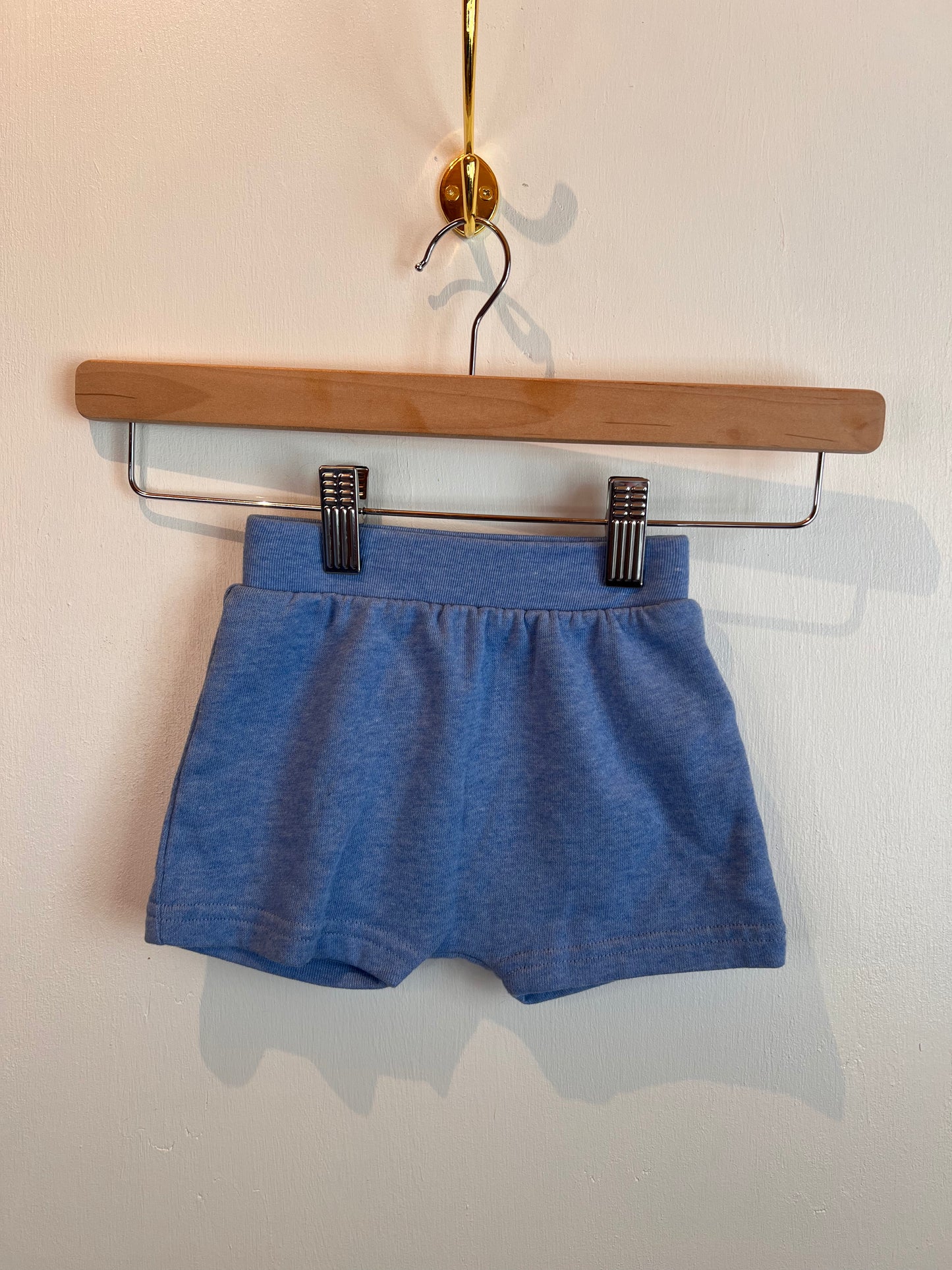 BABY GAP SHARK SHORTS 3-6M