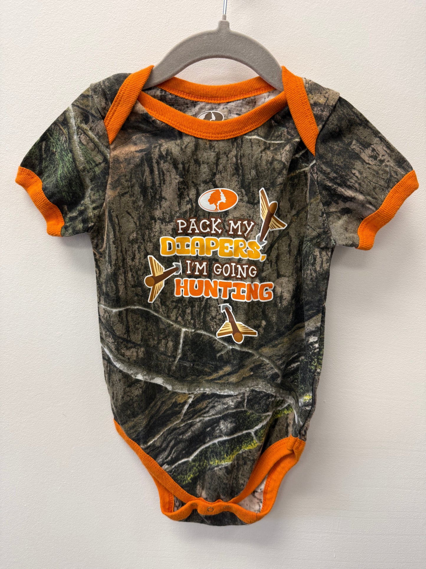 MOSSY OAK CAMO ONESIE SIZE 24M
