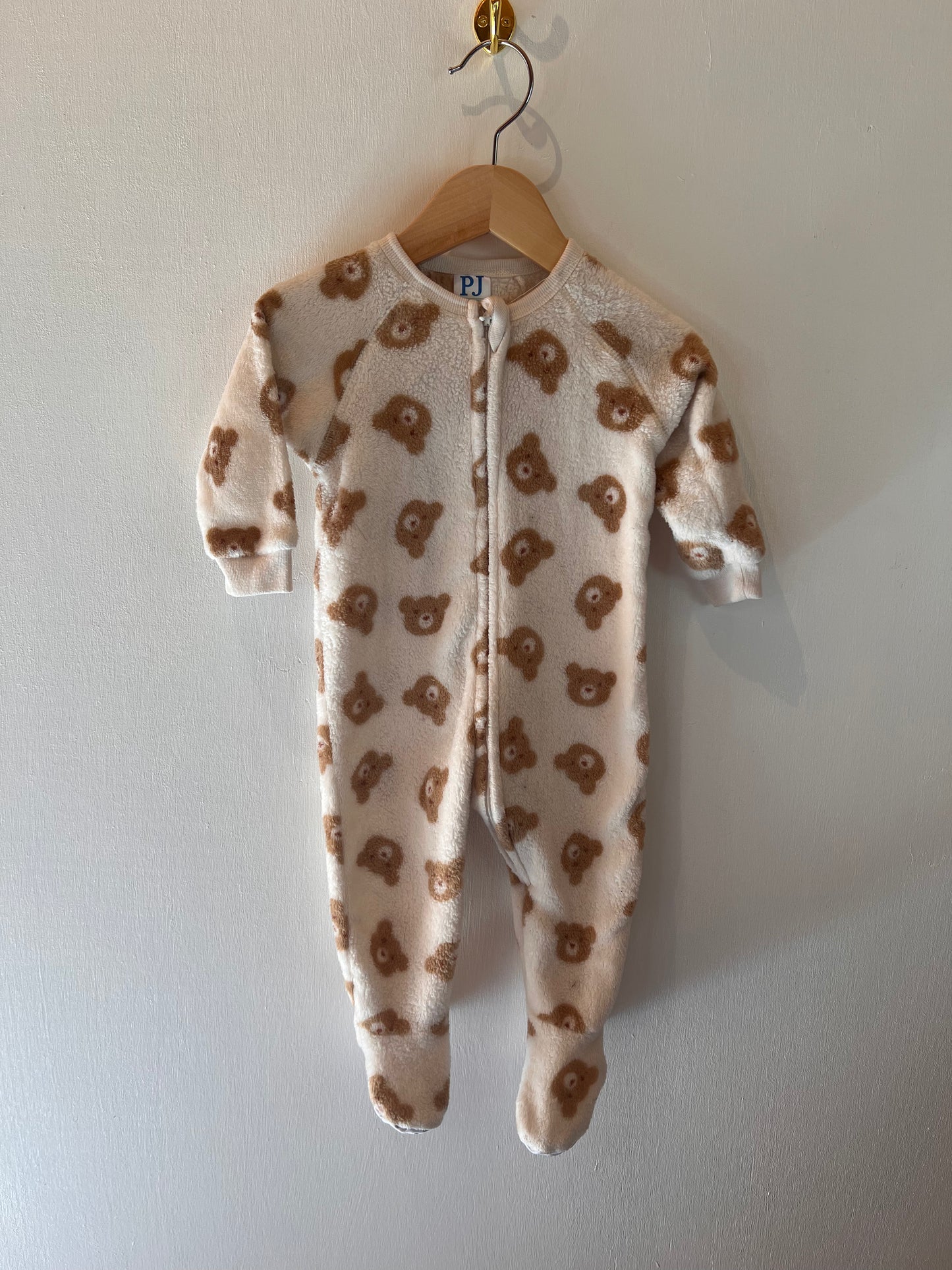 PJ PLACE FUZZY BEAR SLEEPER 6-9M