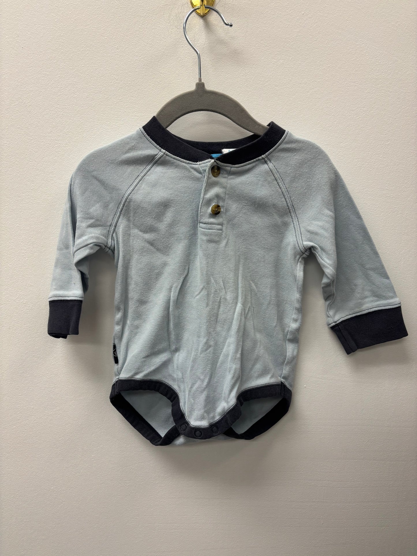 GYMBOREE ONESIE SIZE 6-12M