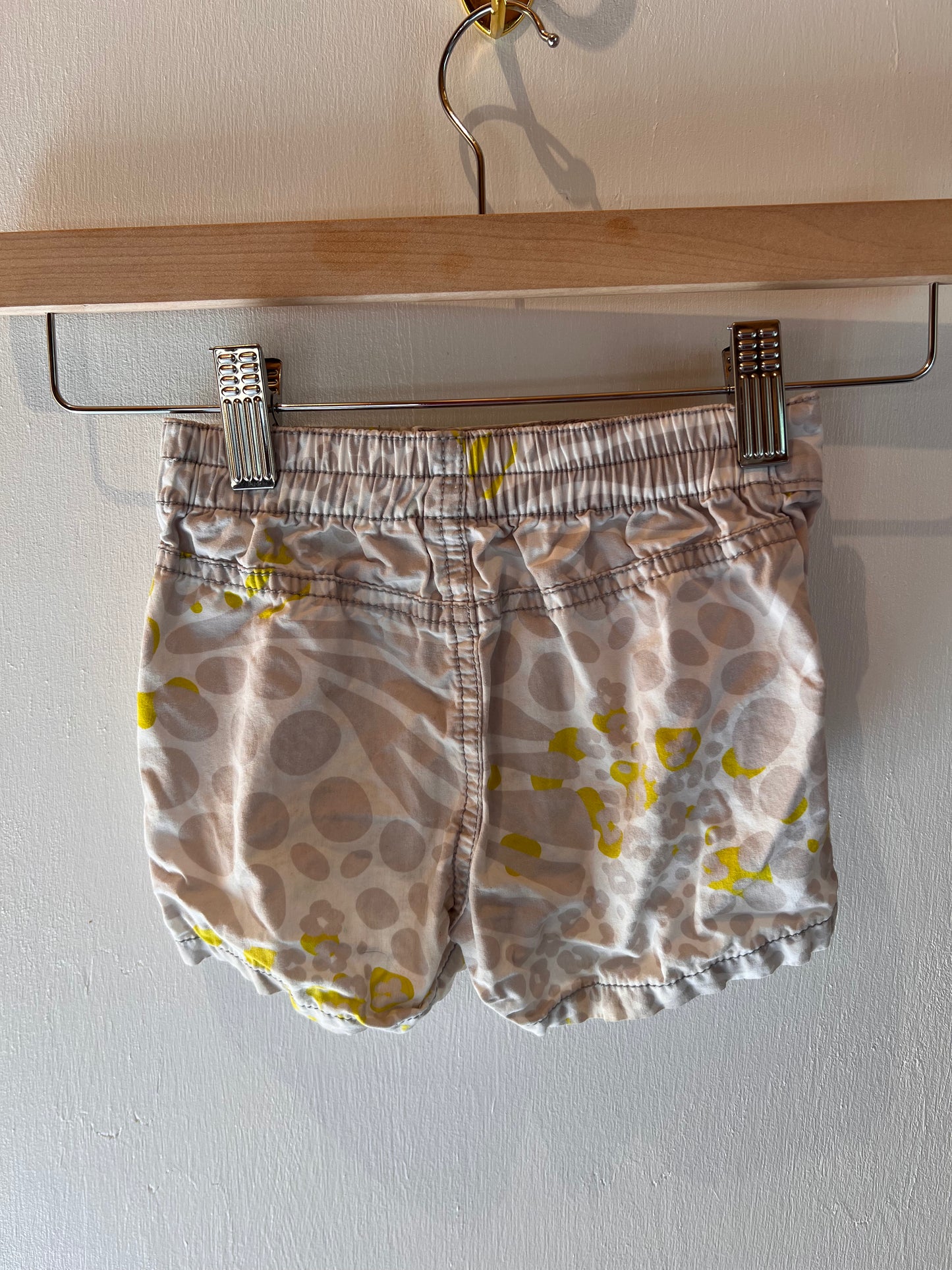 CARTERS CHEETAH SHORTS SIZE 2