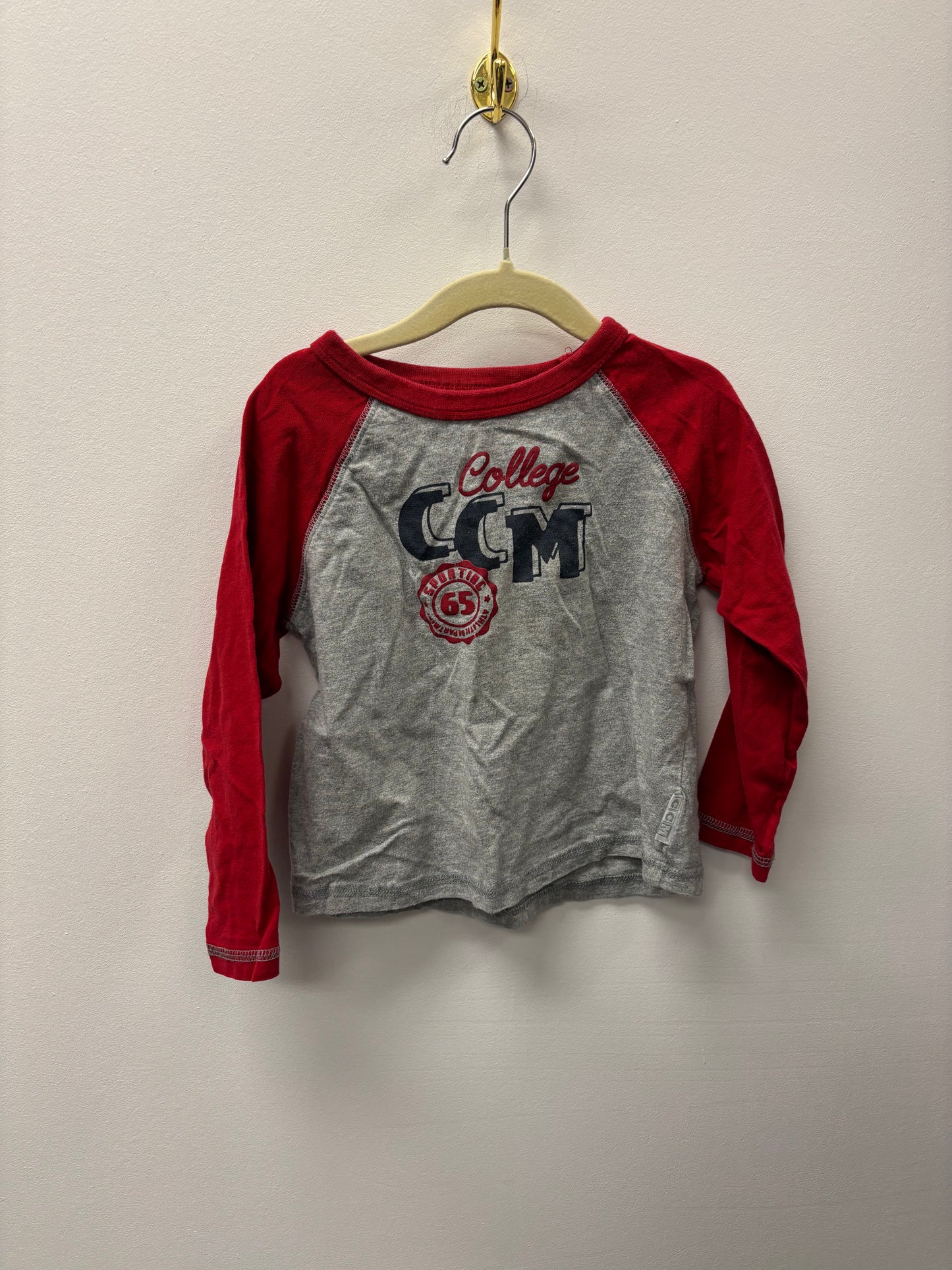CCM RED LONG SLEEVE SIZE 4T