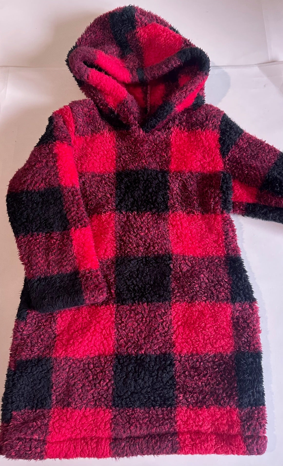 Unknown Brand, Red and Black Cozy Hoodie - Size 5Y