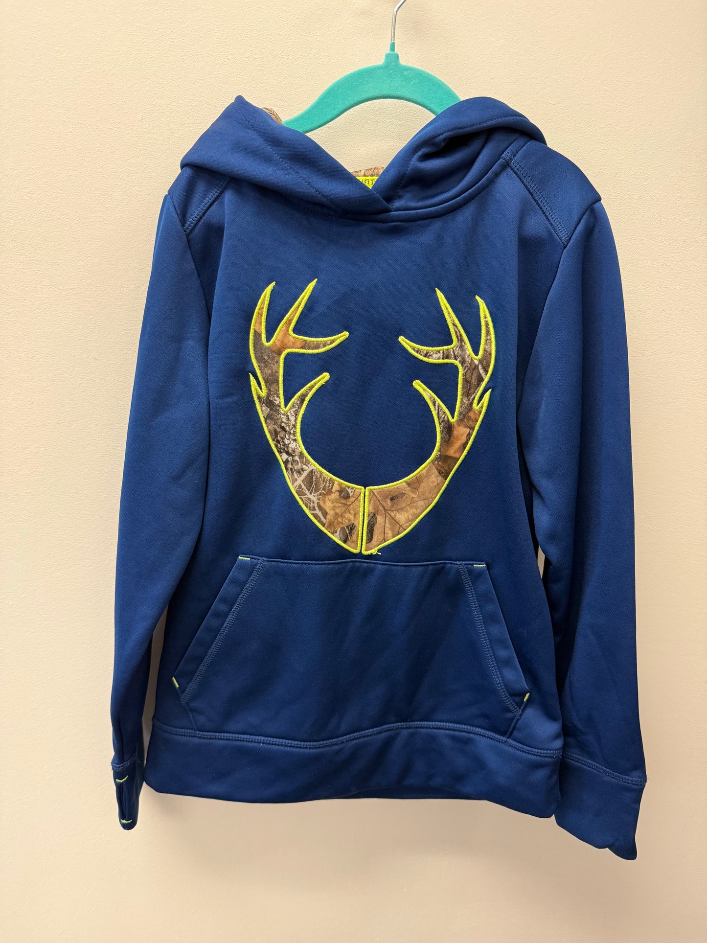 HUNT SHIELD HOODIE SIZE 8-9