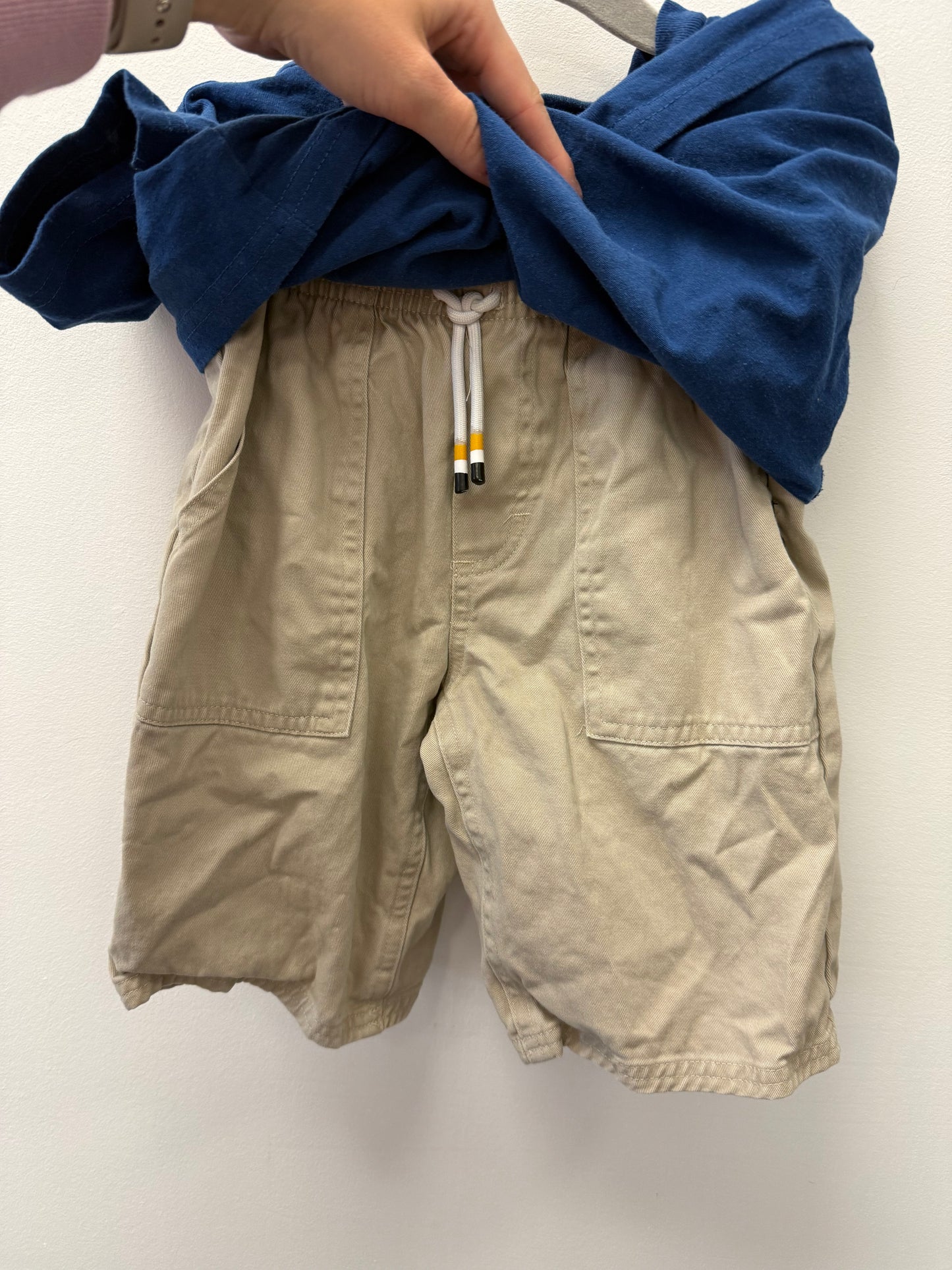 CAT SHORTS OUTFIT SIZE 7