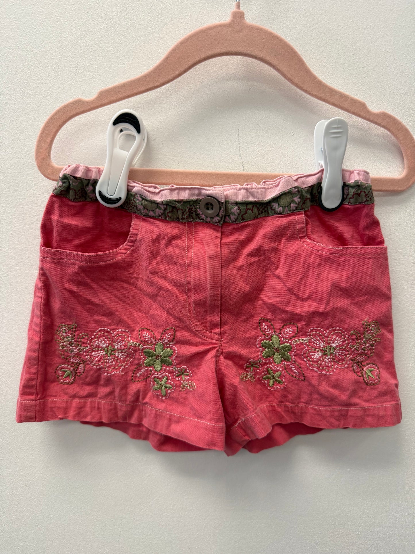 DEUX PAR DEUX FLORAL SHORTS SIZE 5
