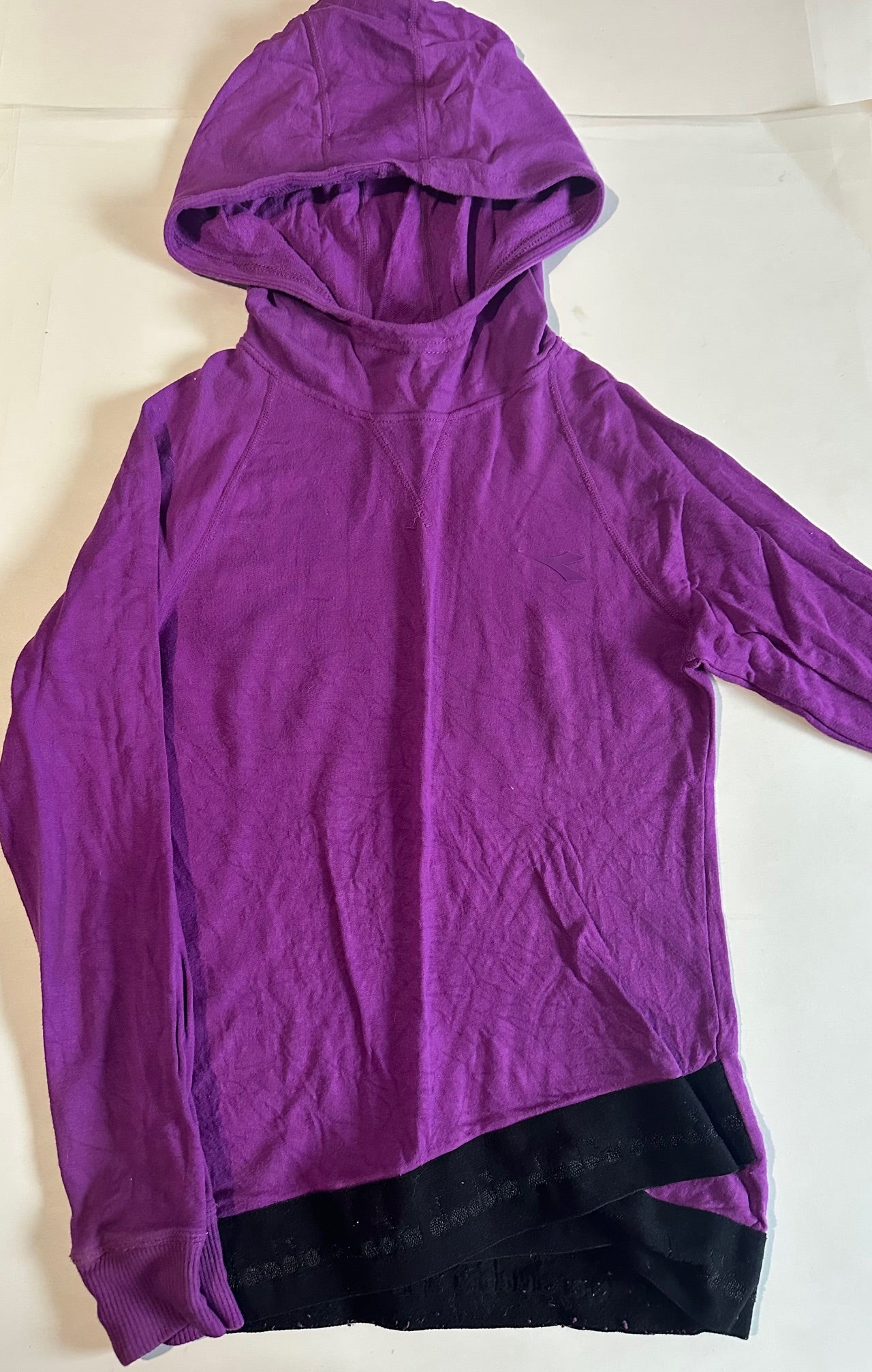 *Play* Diadora, Purple Light Hoodie - Size 7-8